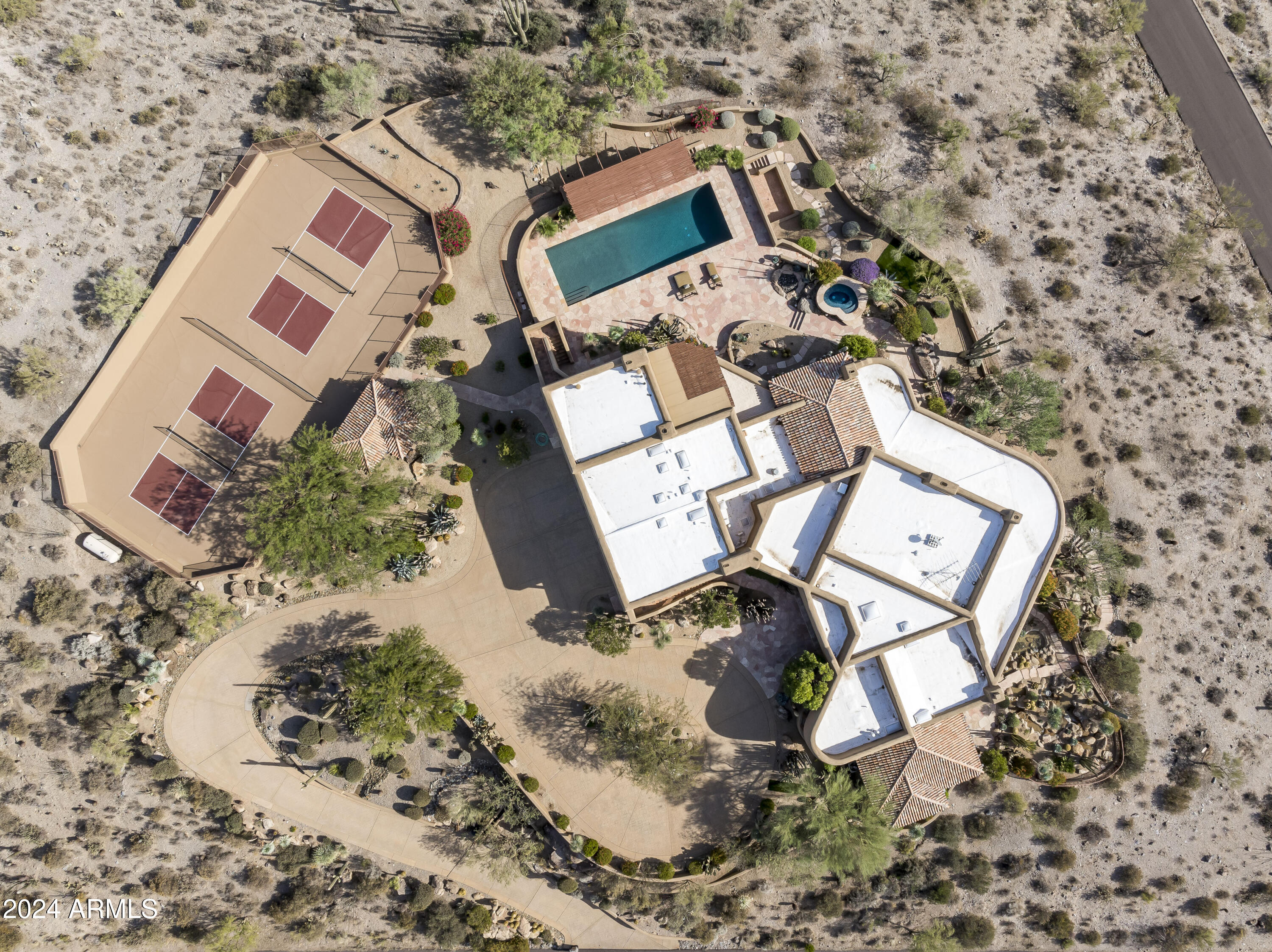 8741 E Silver Saddle Drive