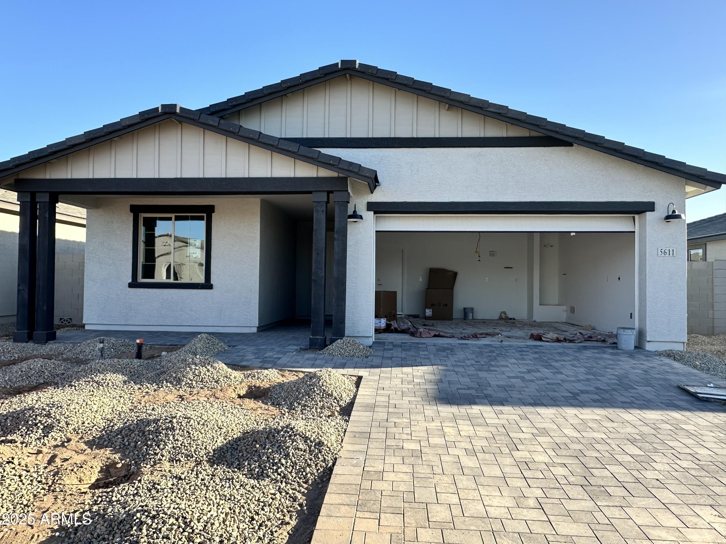 5611 W SUMMERSIDE Road