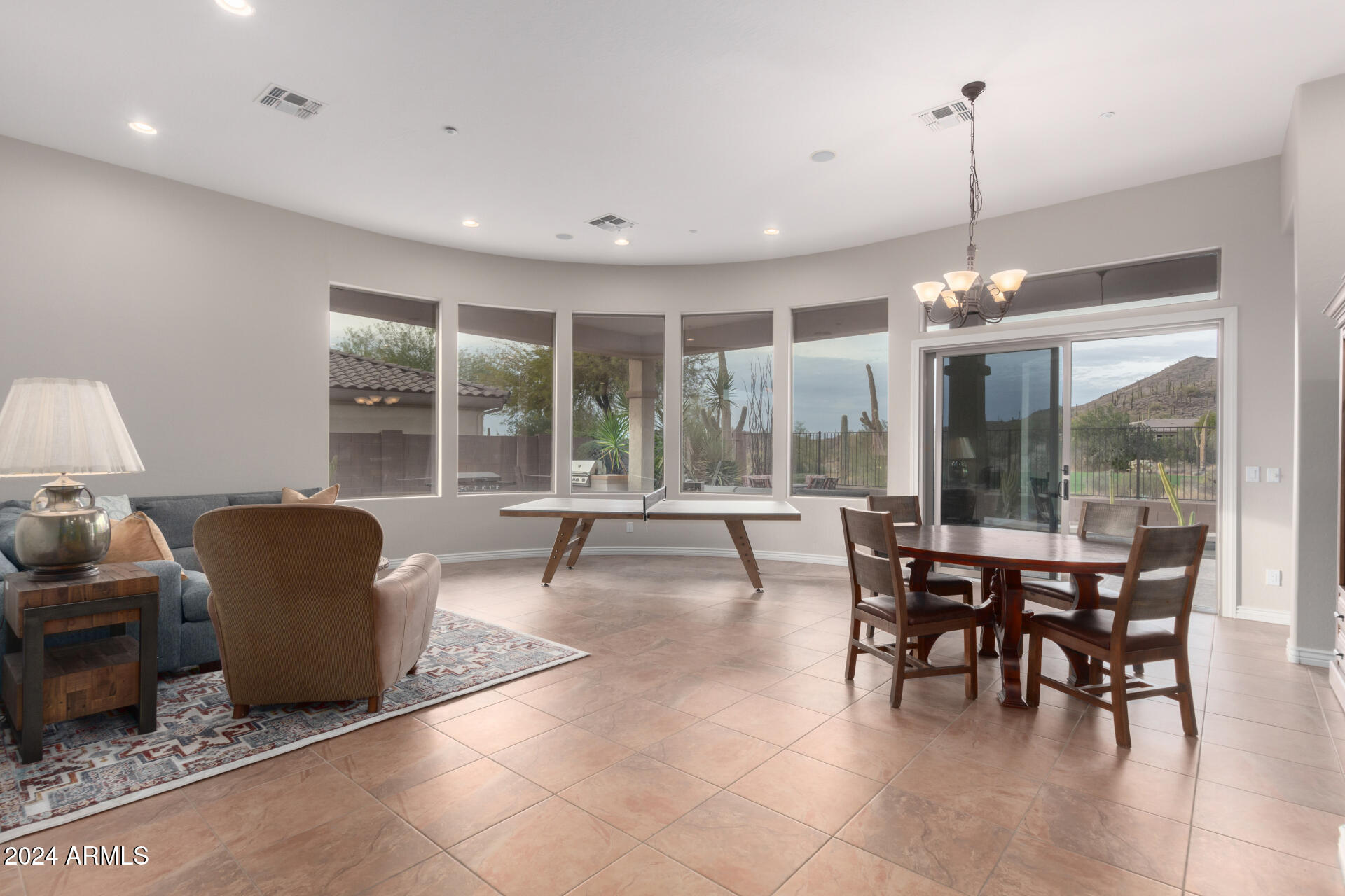 2302 W HAZELHURST Drive