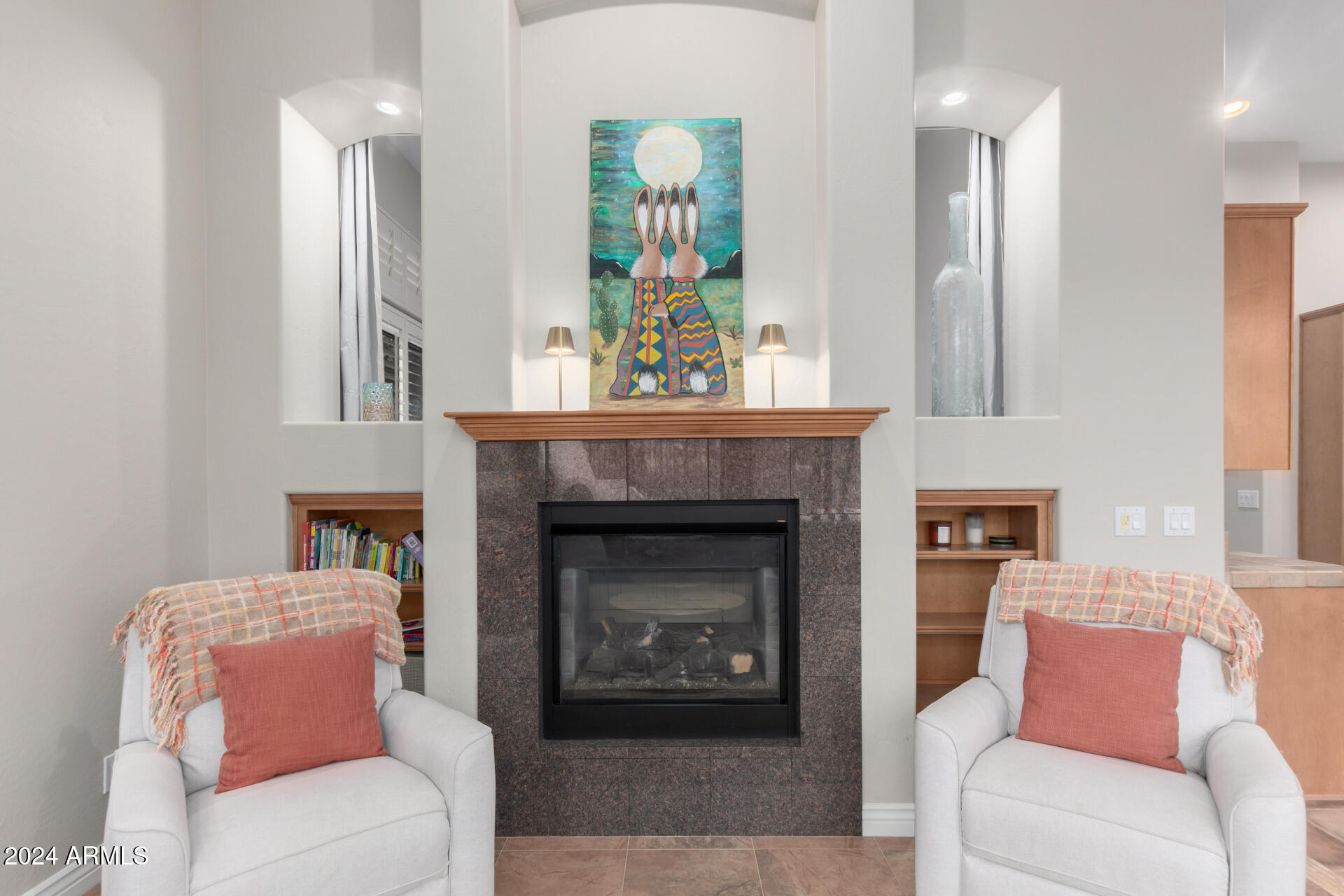 2302 W HAZELHURST Drive