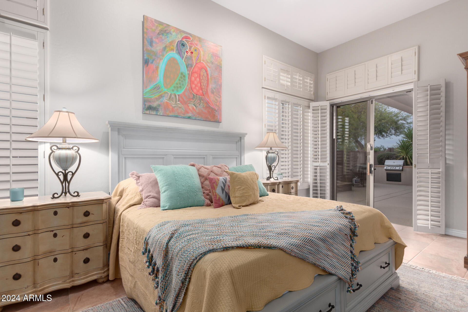 2302 W HAZELHURST Drive