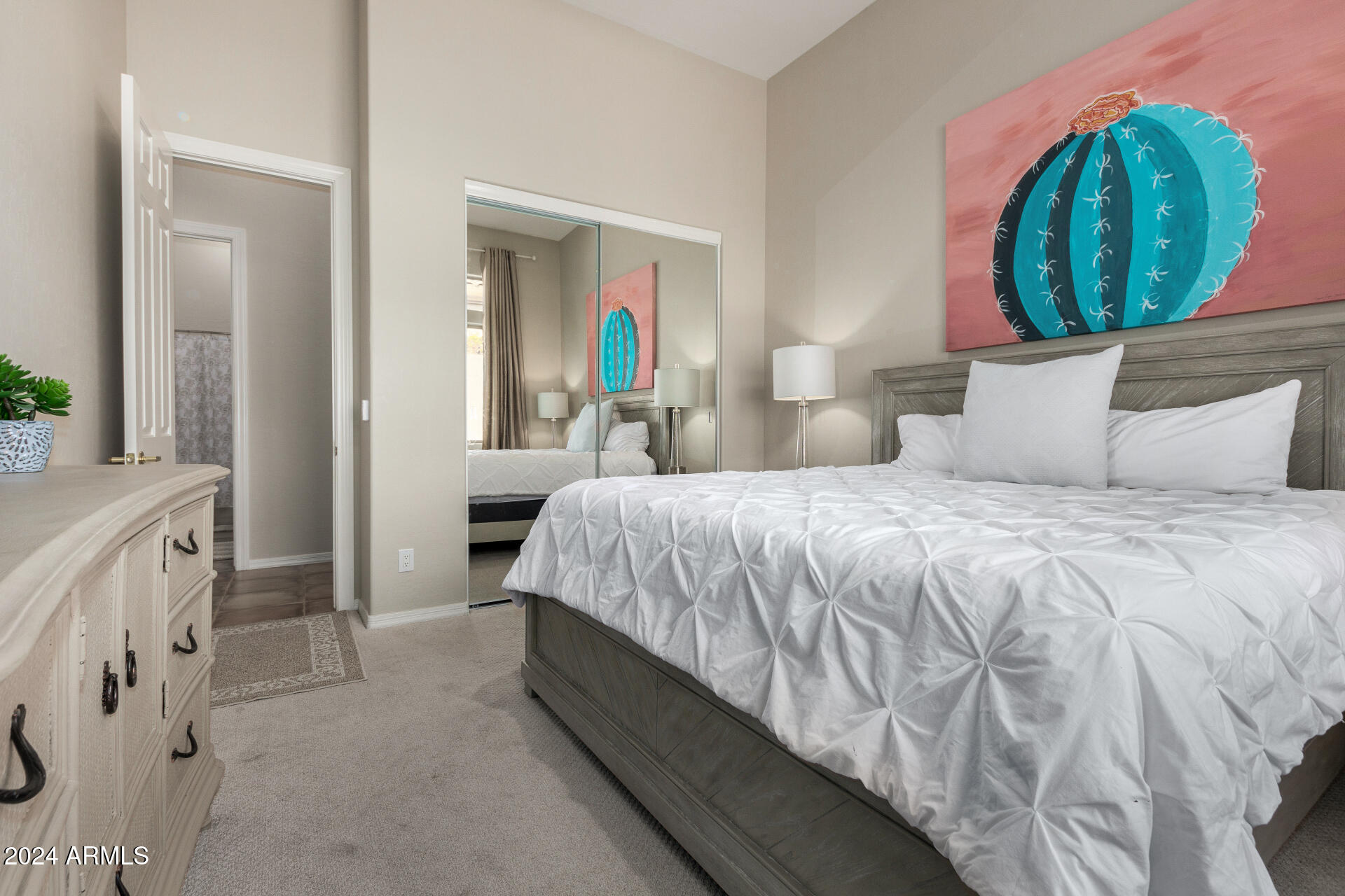 2302 W HAZELHURST Drive