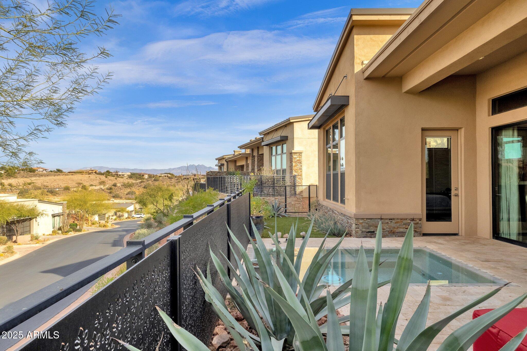 15961 E RIDGESTONE Drive