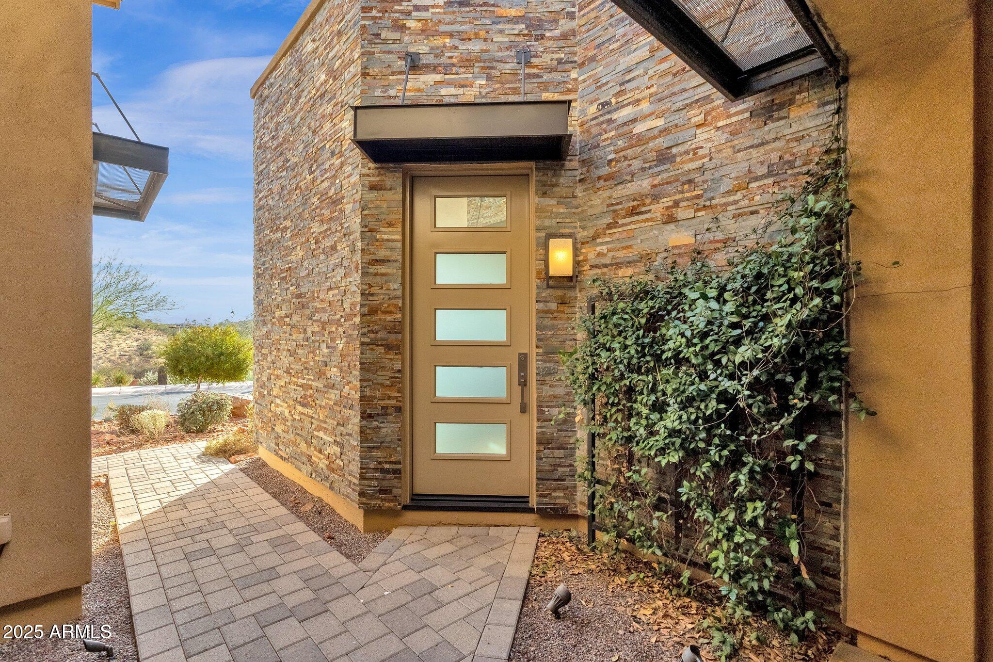 15961 E RIDGESTONE Drive