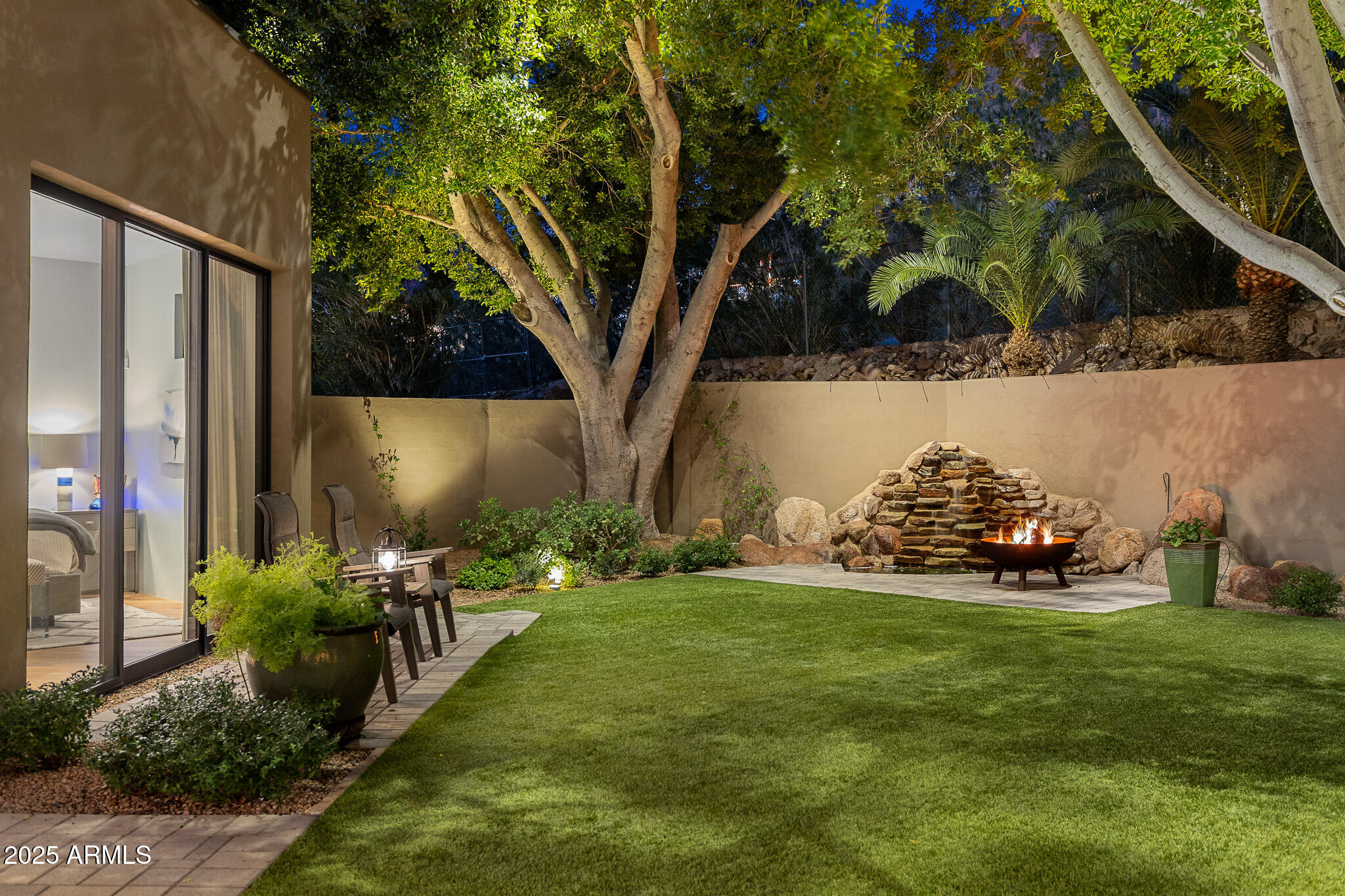 5630 E ROCKRIDGE Road