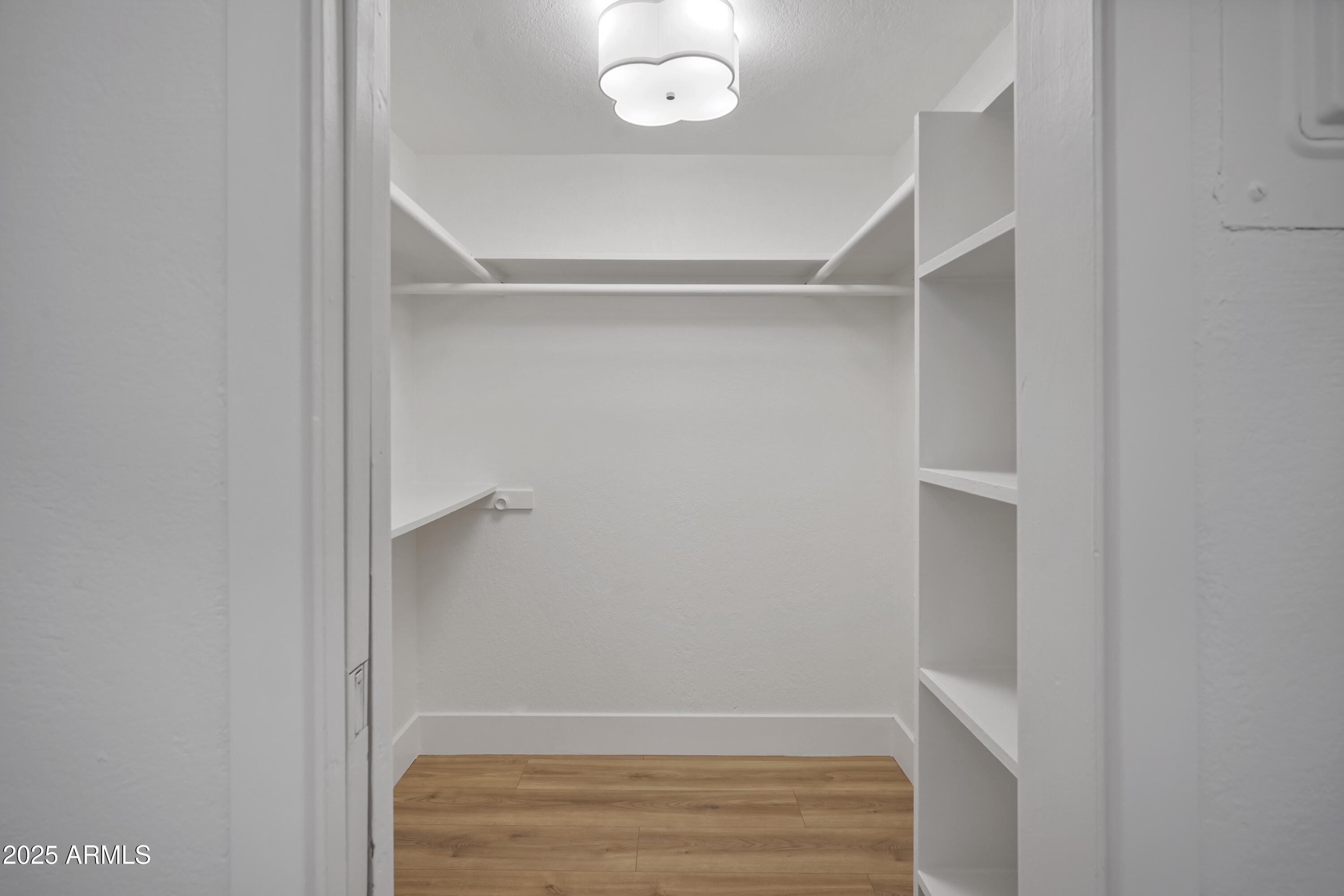 8256 E ARABIAN Trail # 125