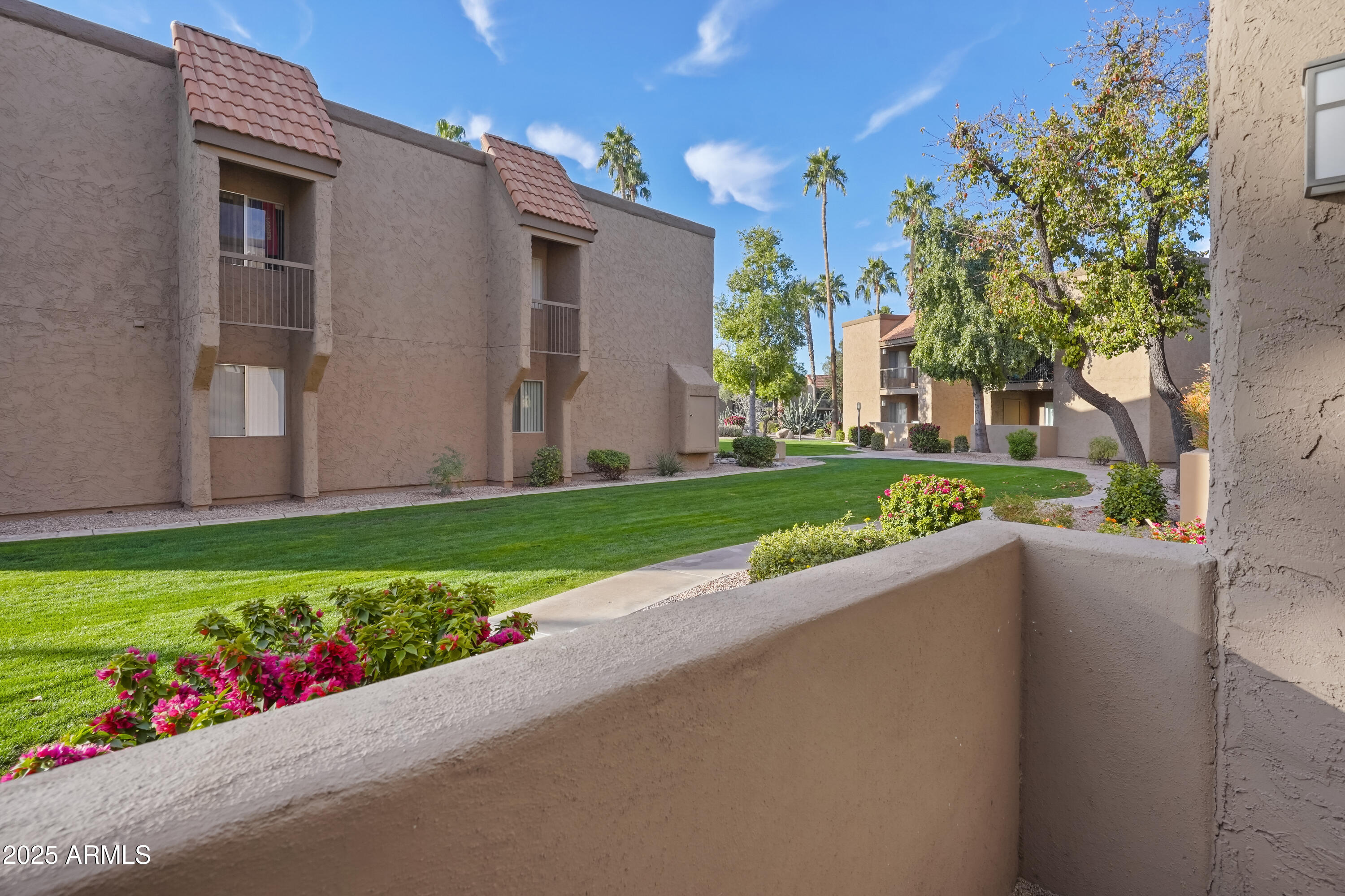 8256 E ARABIAN Trail # 125