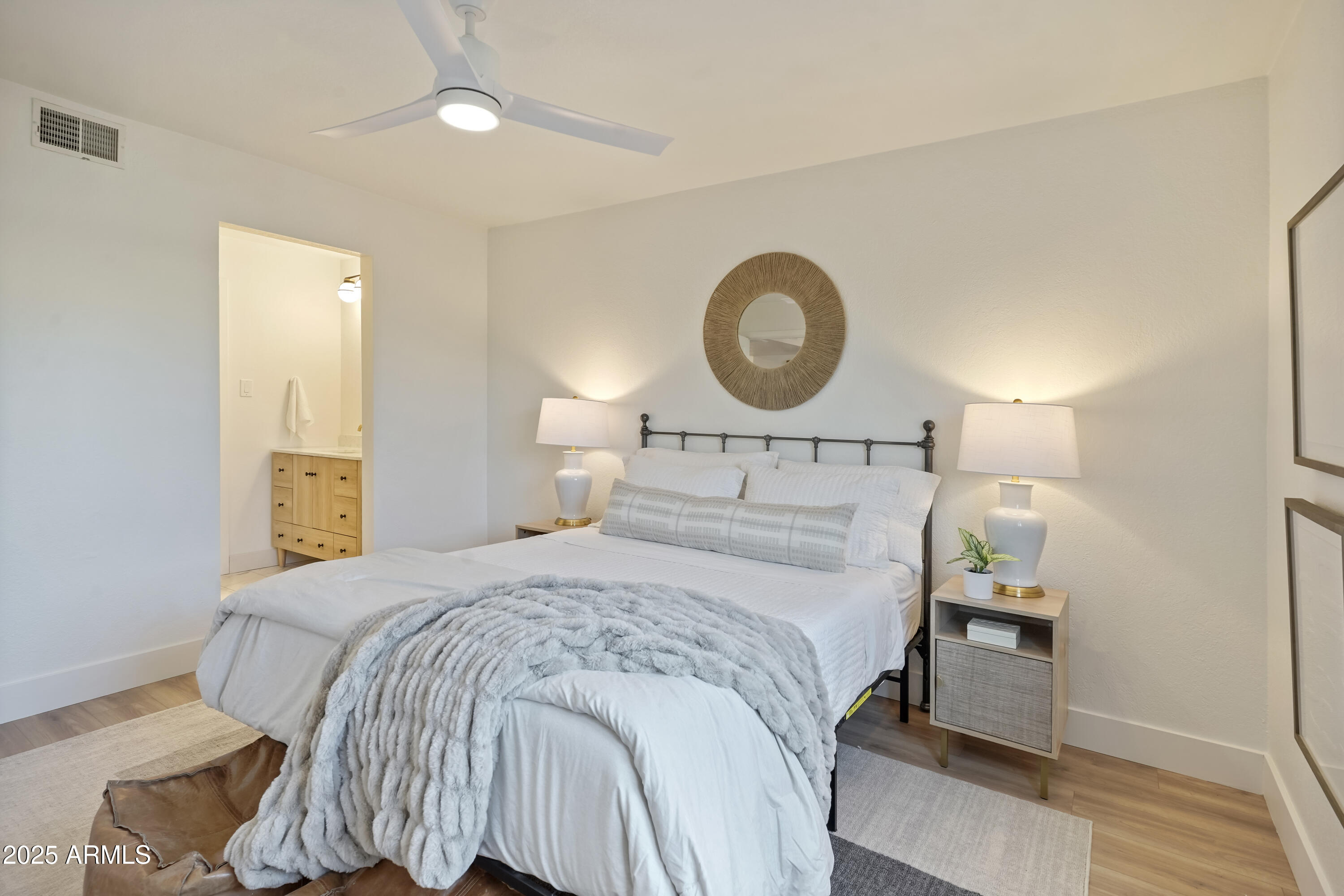 8256 E ARABIAN Trail # 125