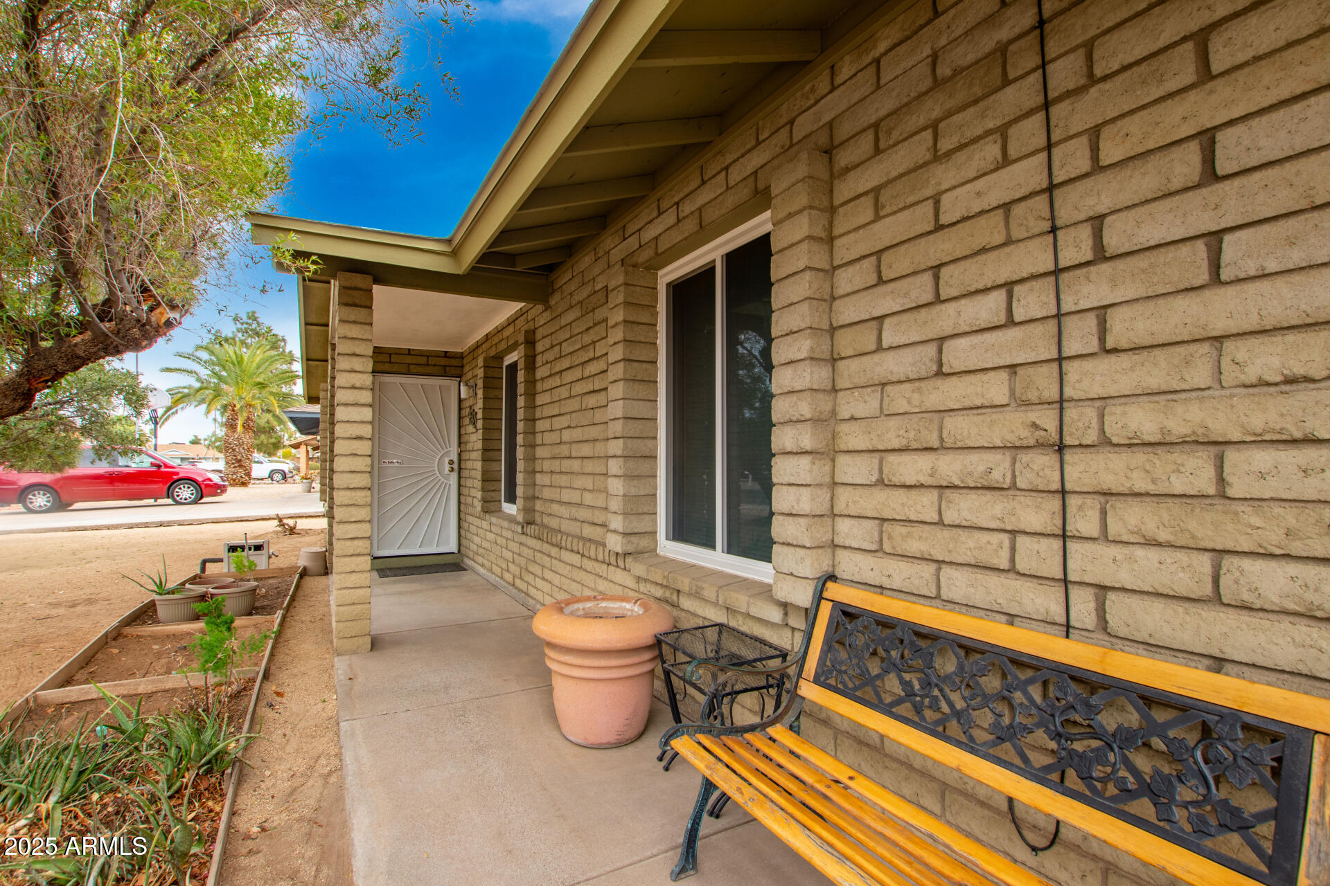 4529 W COLUMBINE Drive