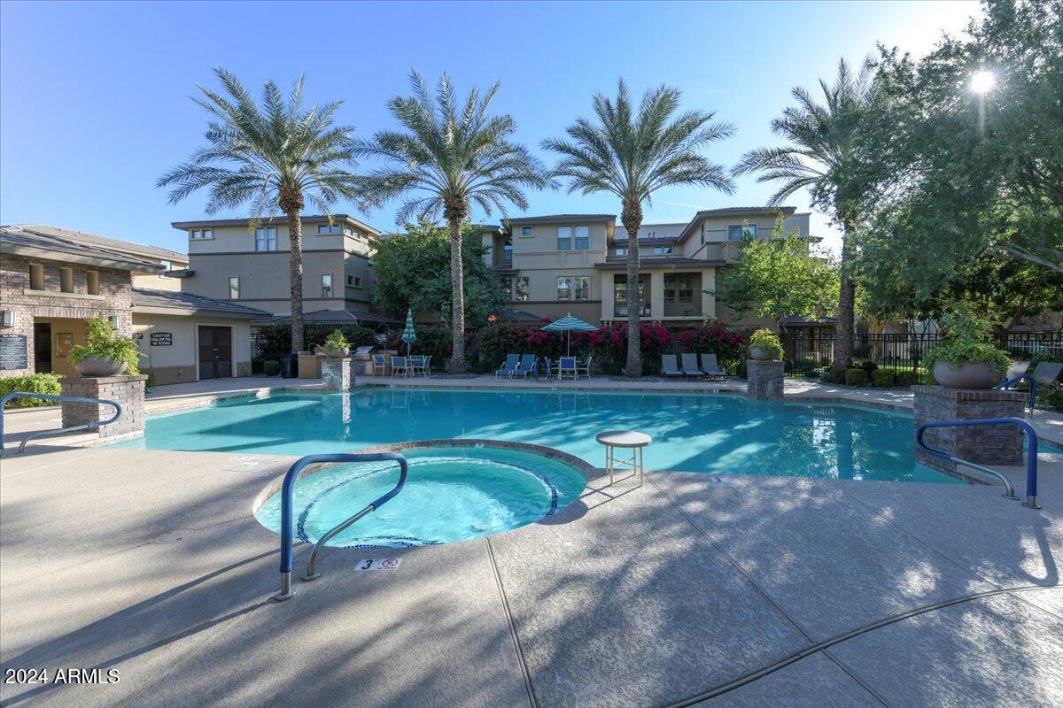 17850 N 68TH Street # 2072