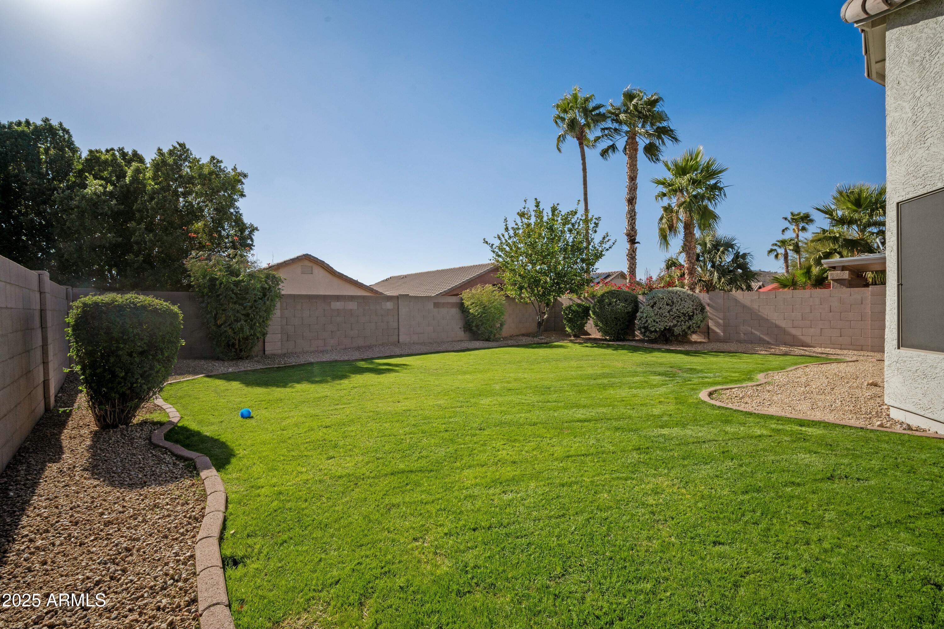 2519 E KNUDSEN Drive