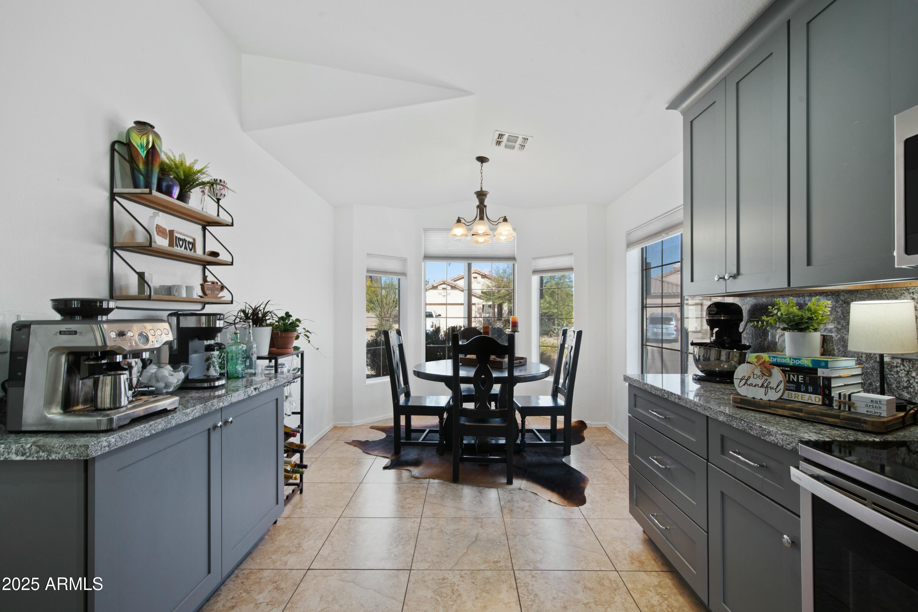 2519 E KNUDSEN Drive