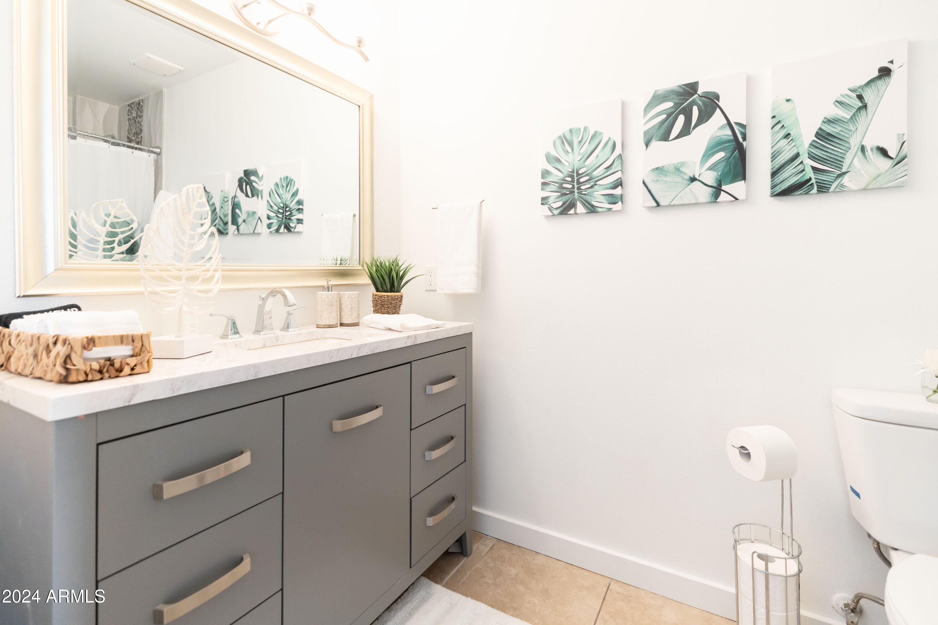 2953 S Country Club Way