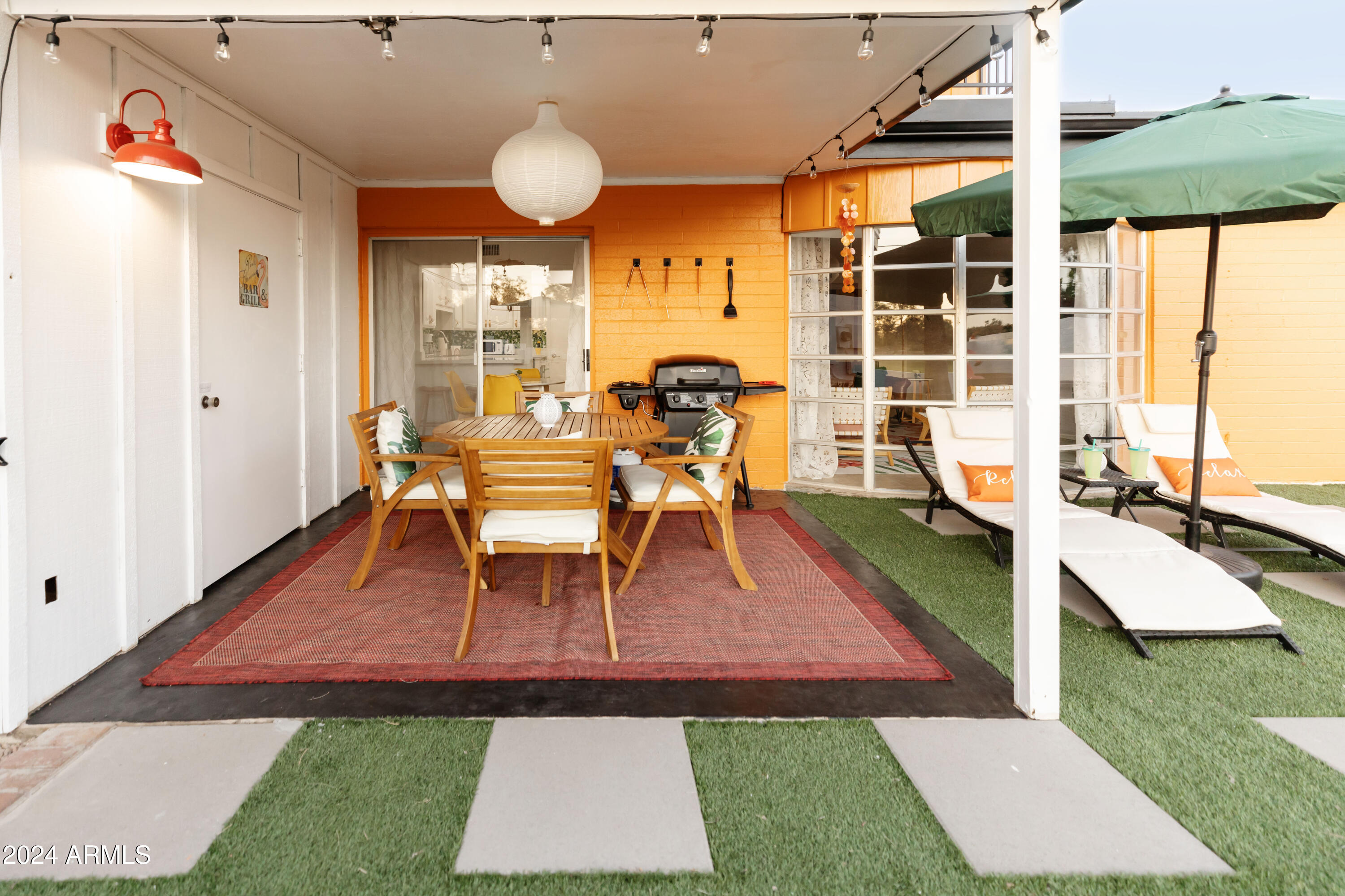 2953 S Country Club Way