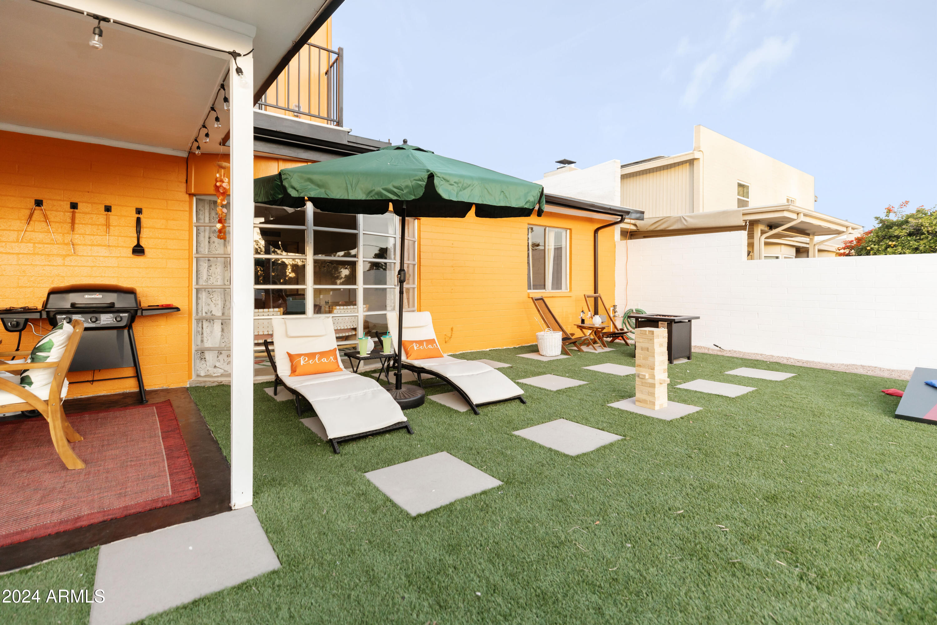 2953 S Country Club Way