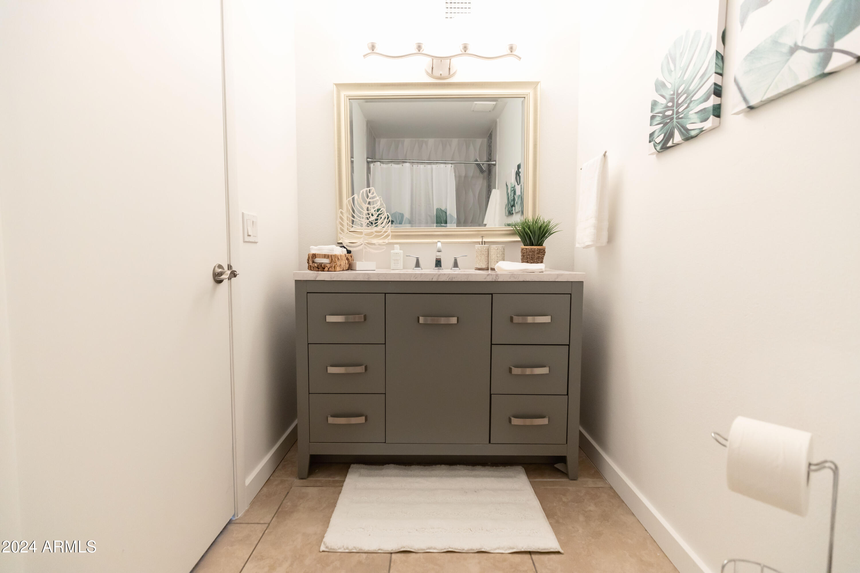 2953 S Country Club Way