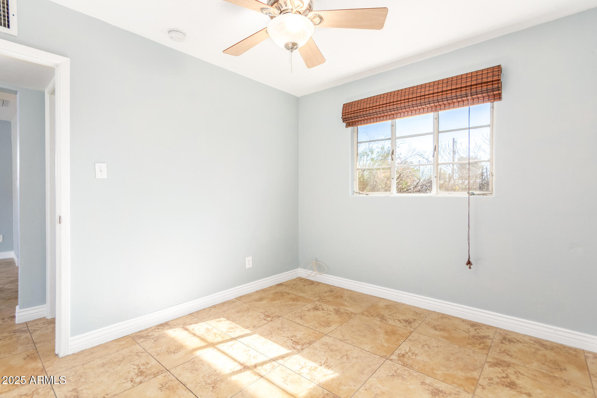 735 W COOLIDGE Street FRNT