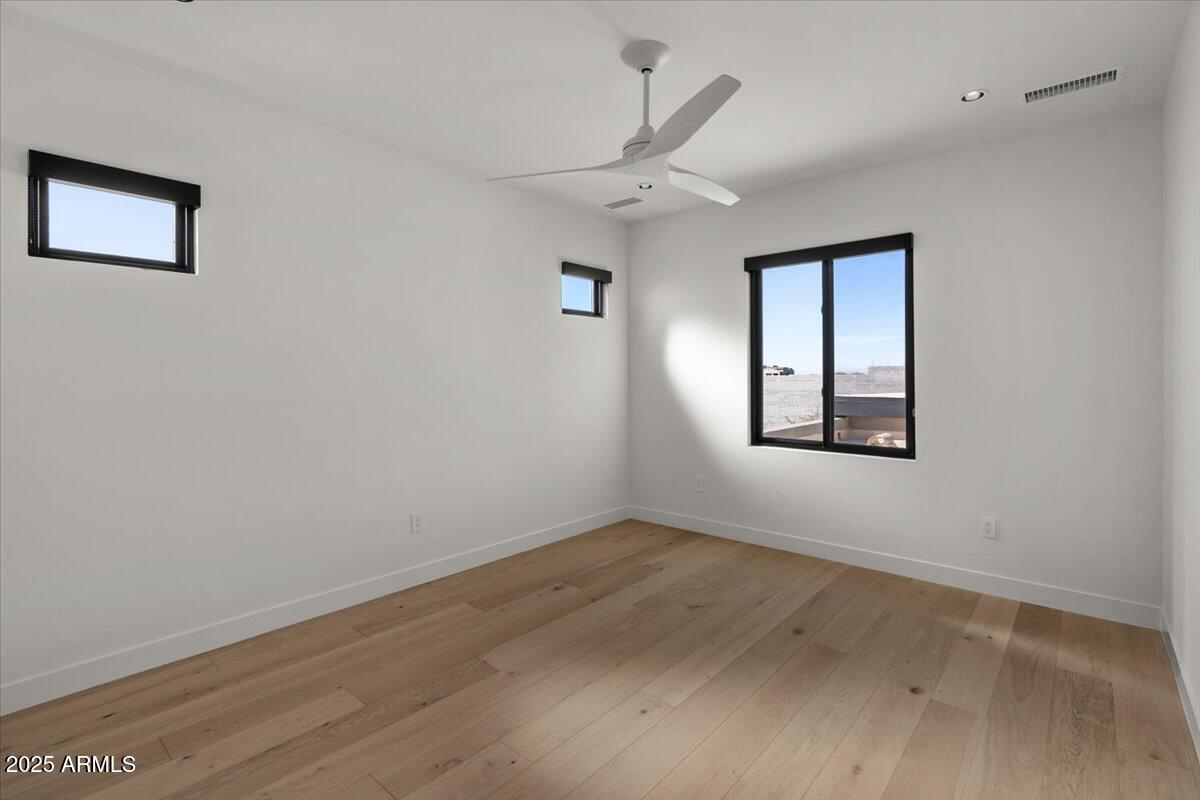 18576 N 92ND Place
