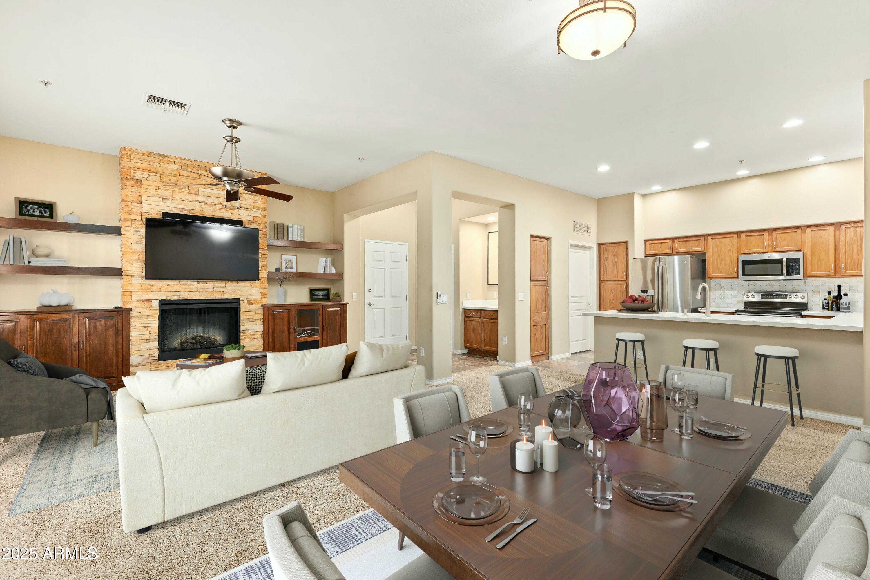2989 N 44TH Street # 2015