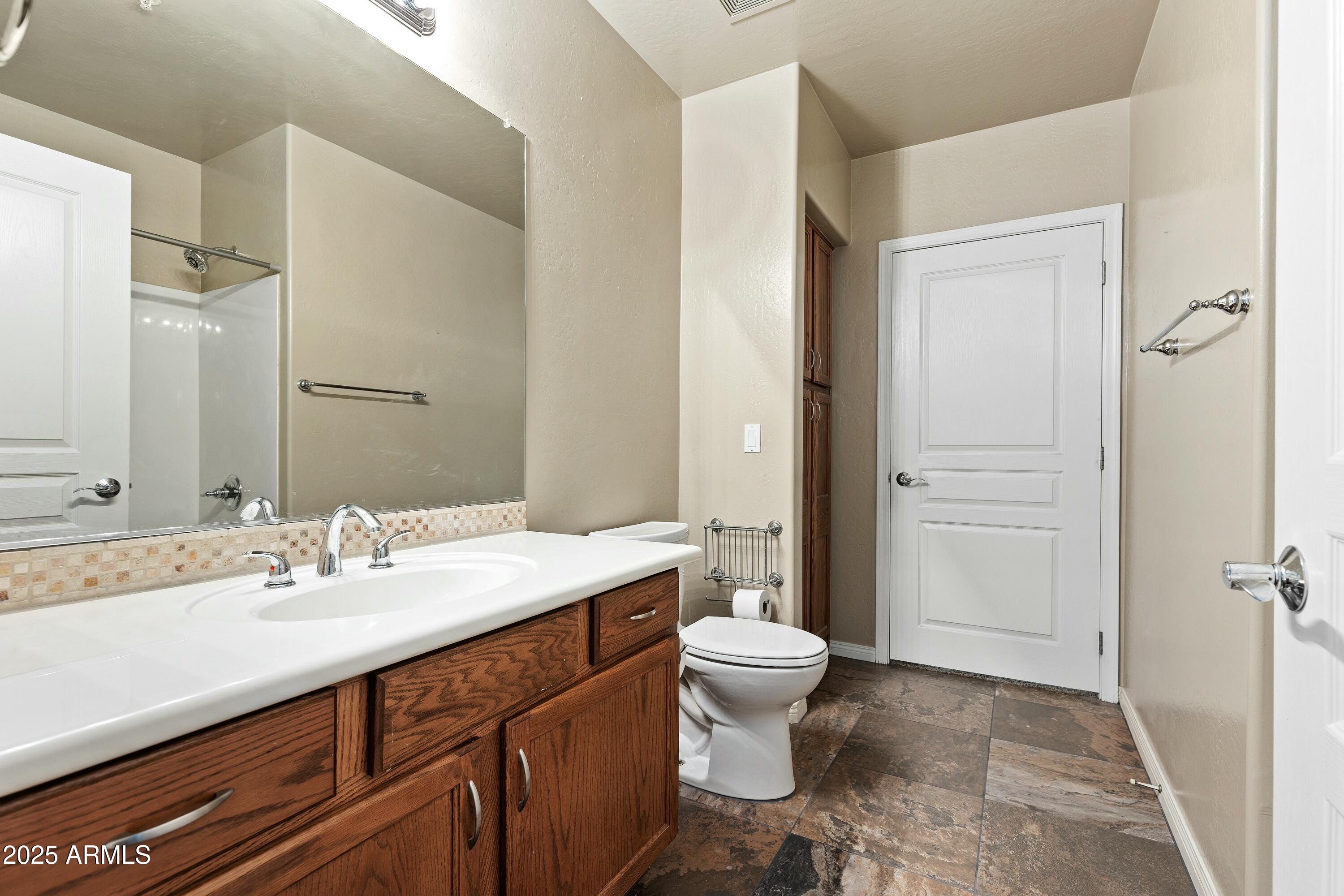 2989 N 44TH Street # 2015