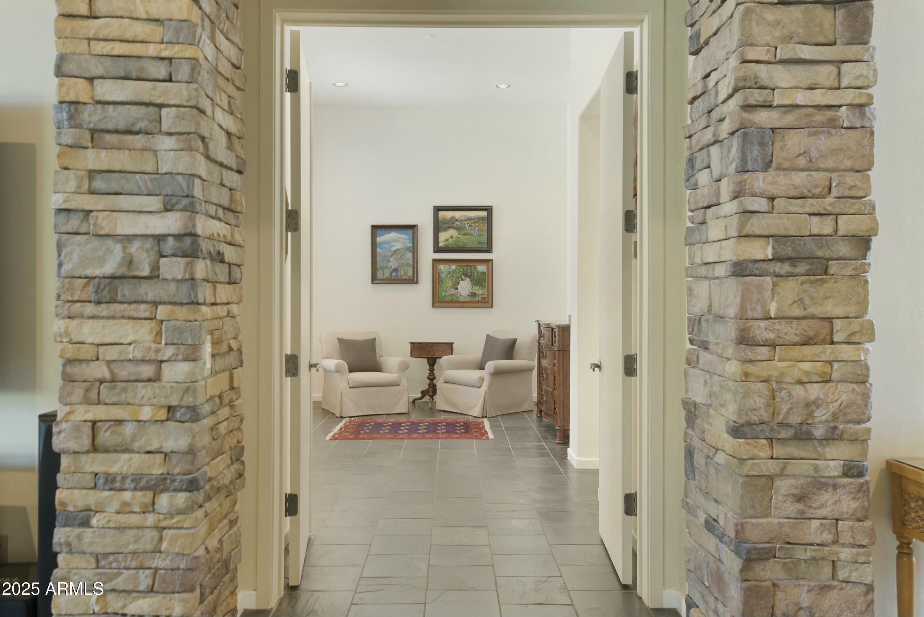 9580 E SOUTHWIND Lane