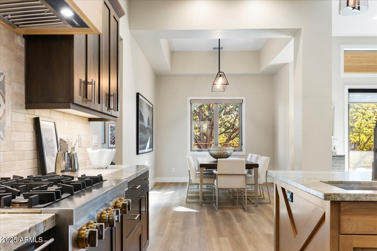 1811 FOREST CREEK Lane