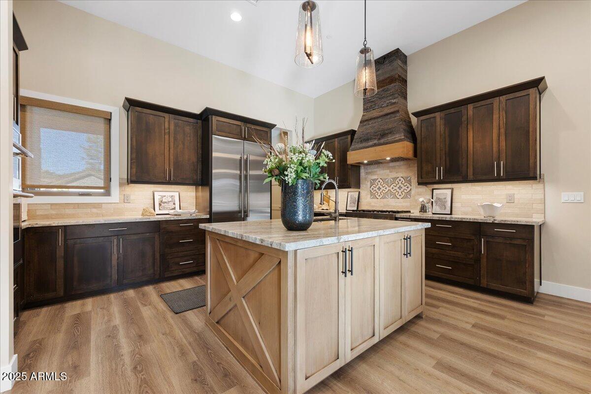 1811 FOREST CREEK Lane