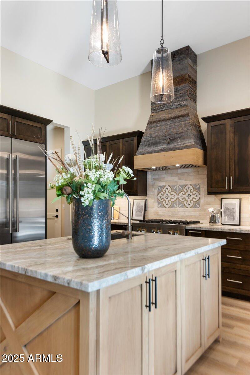 1811 FOREST CREEK Lane