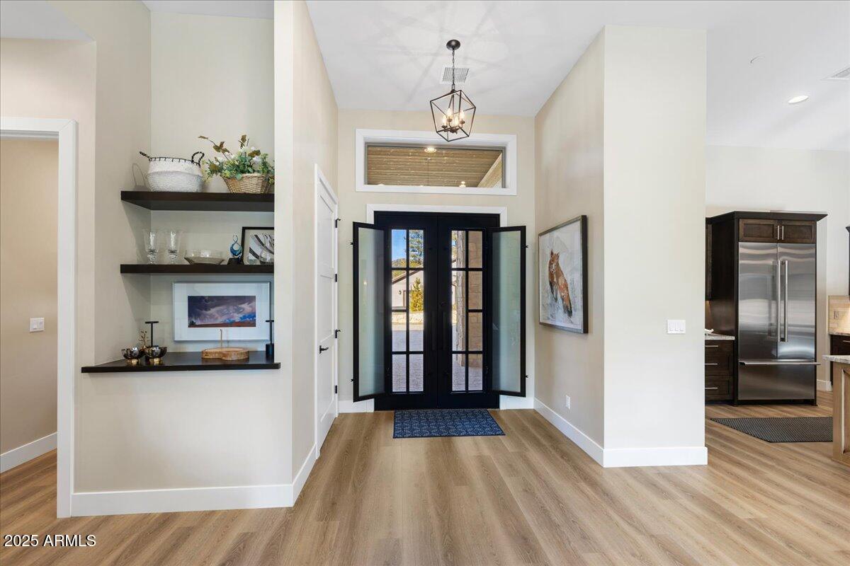 1811 FOREST CREEK Lane