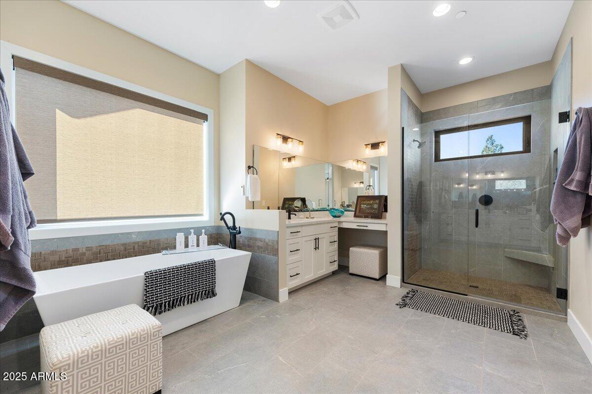 1811 FOREST CREEK Lane