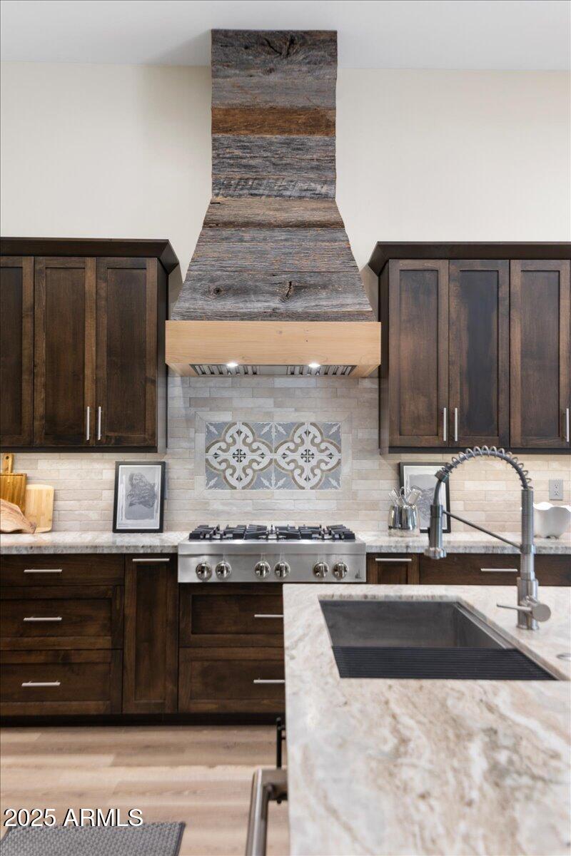 1811 FOREST CREEK Lane