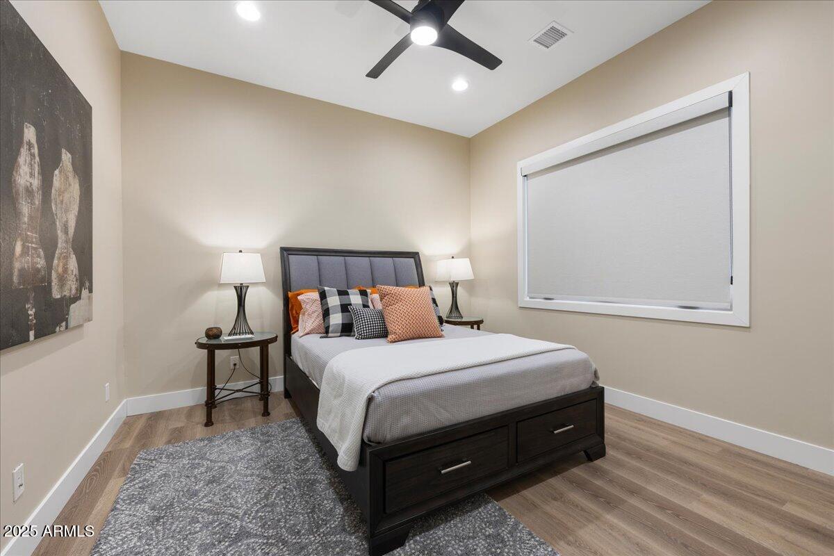 1811 FOREST CREEK Lane