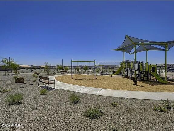 24151 W HIDALGO Avenue