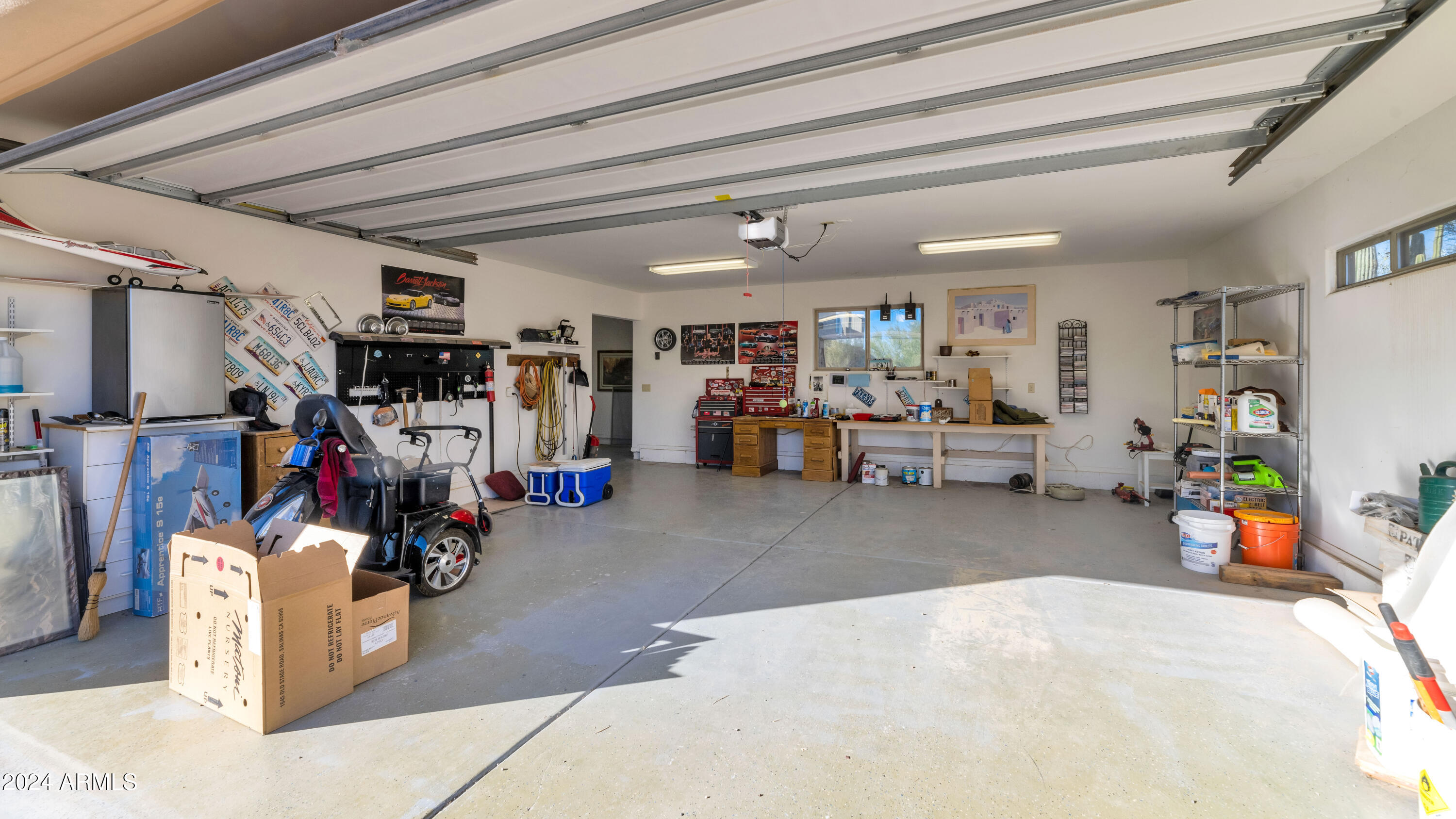 5743 E WINDSTONE Trail