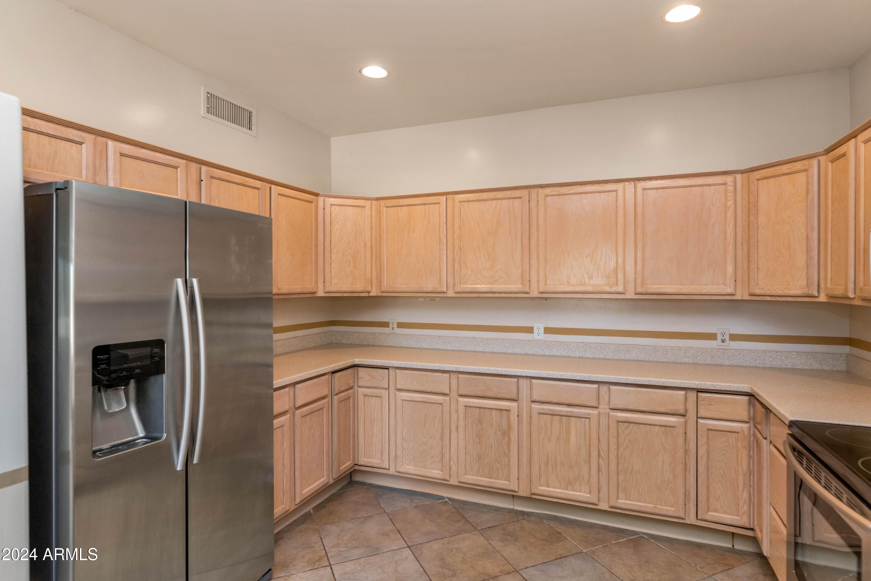 5743 E WINDSTONE Trail