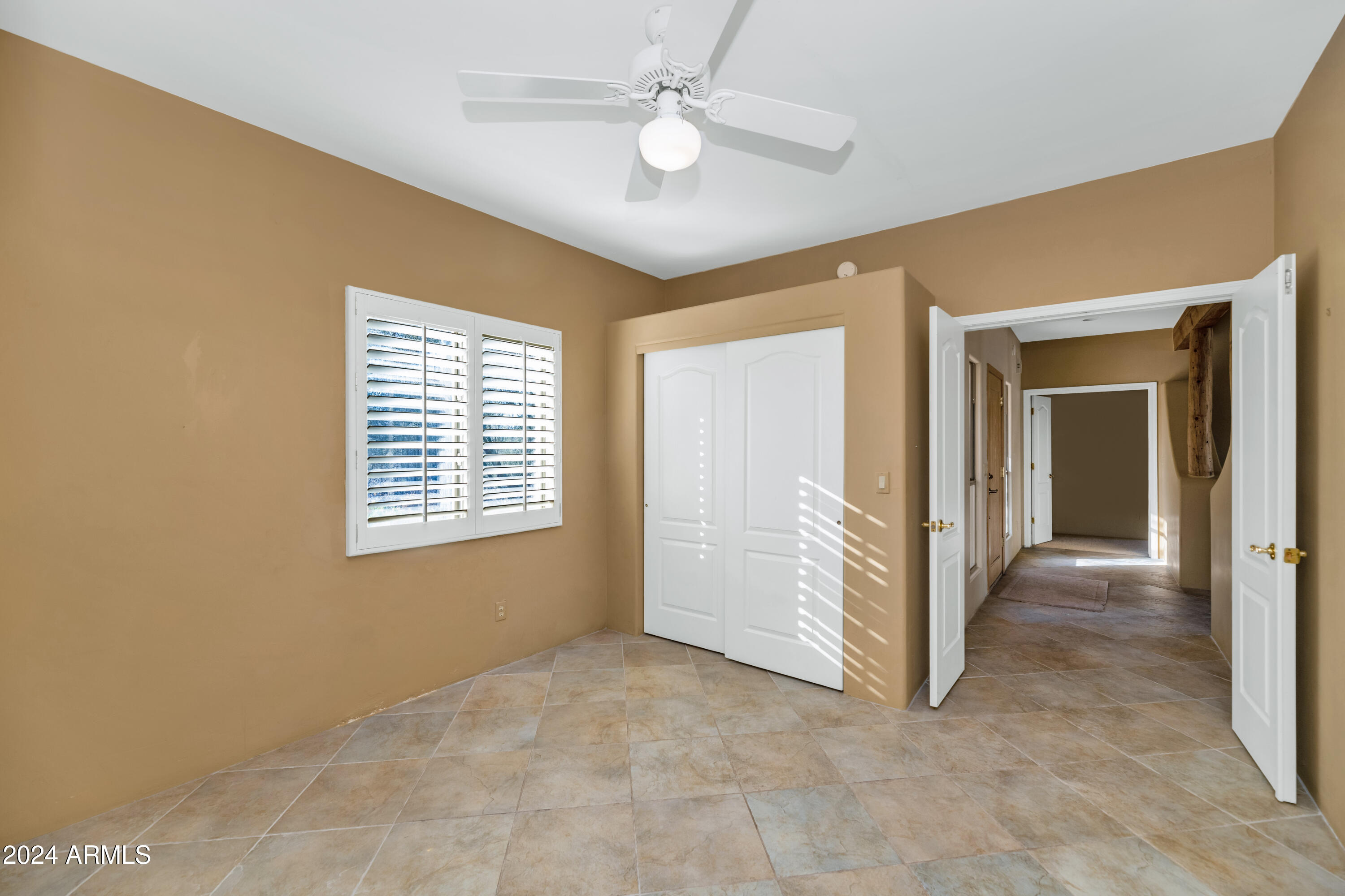 5743 E WINDSTONE Trail