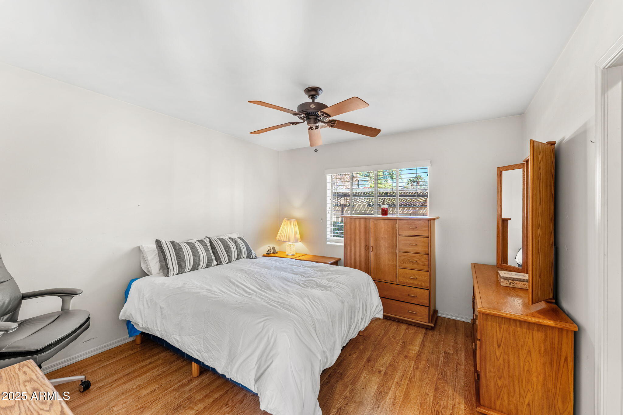 13601 N 50TH Place