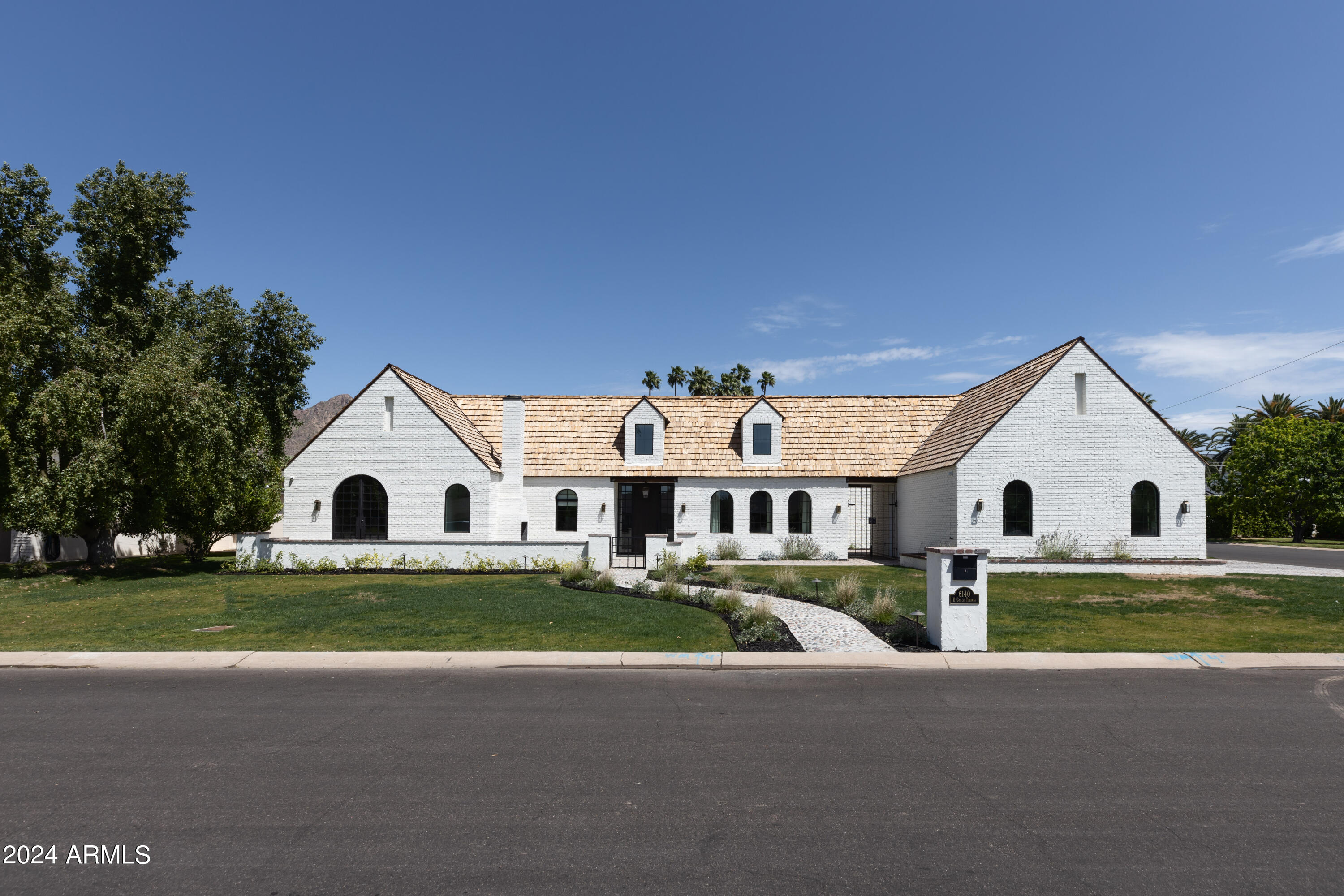 6140 E Calle Tuberia --