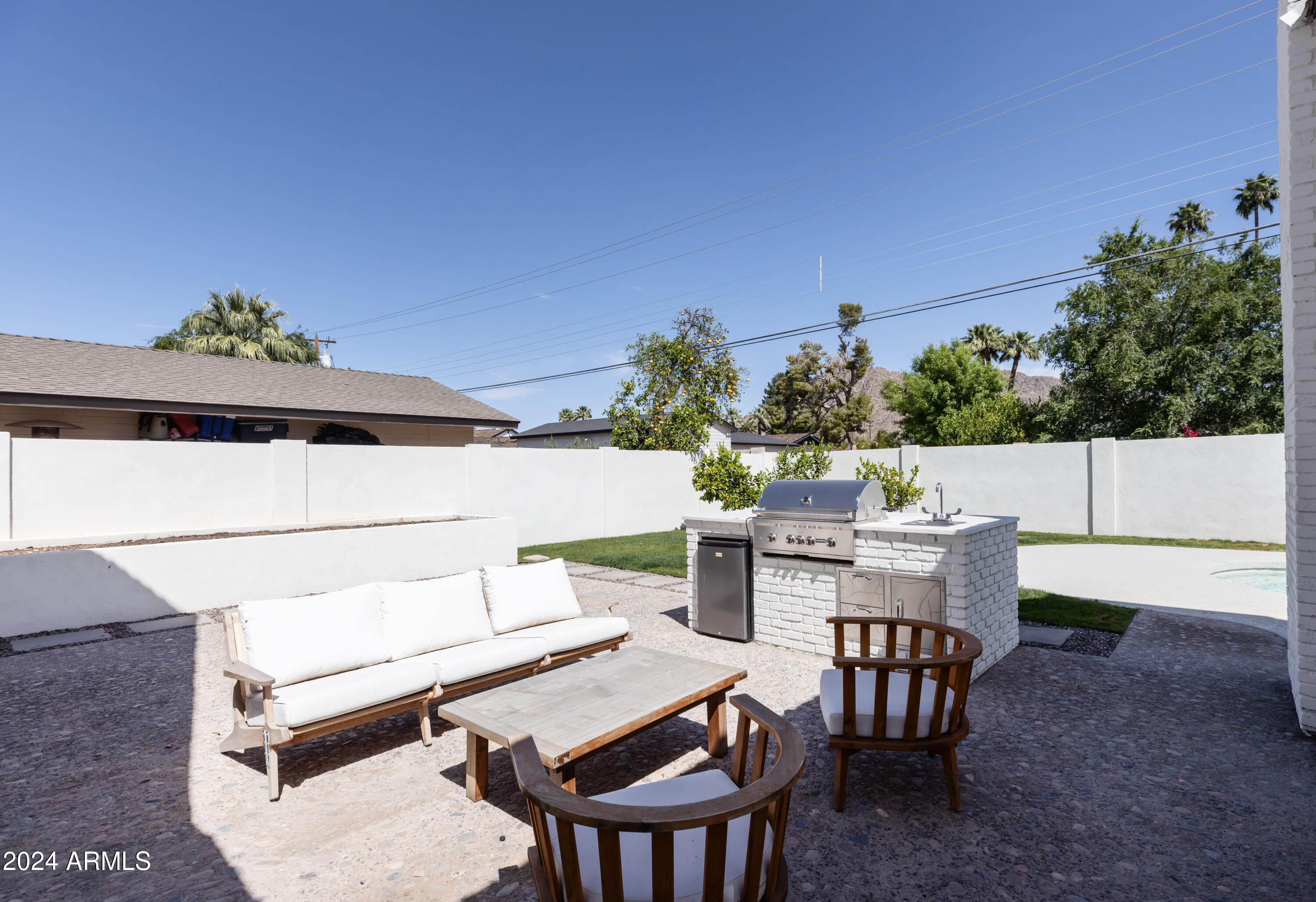 6140 E Calle Tuberia --