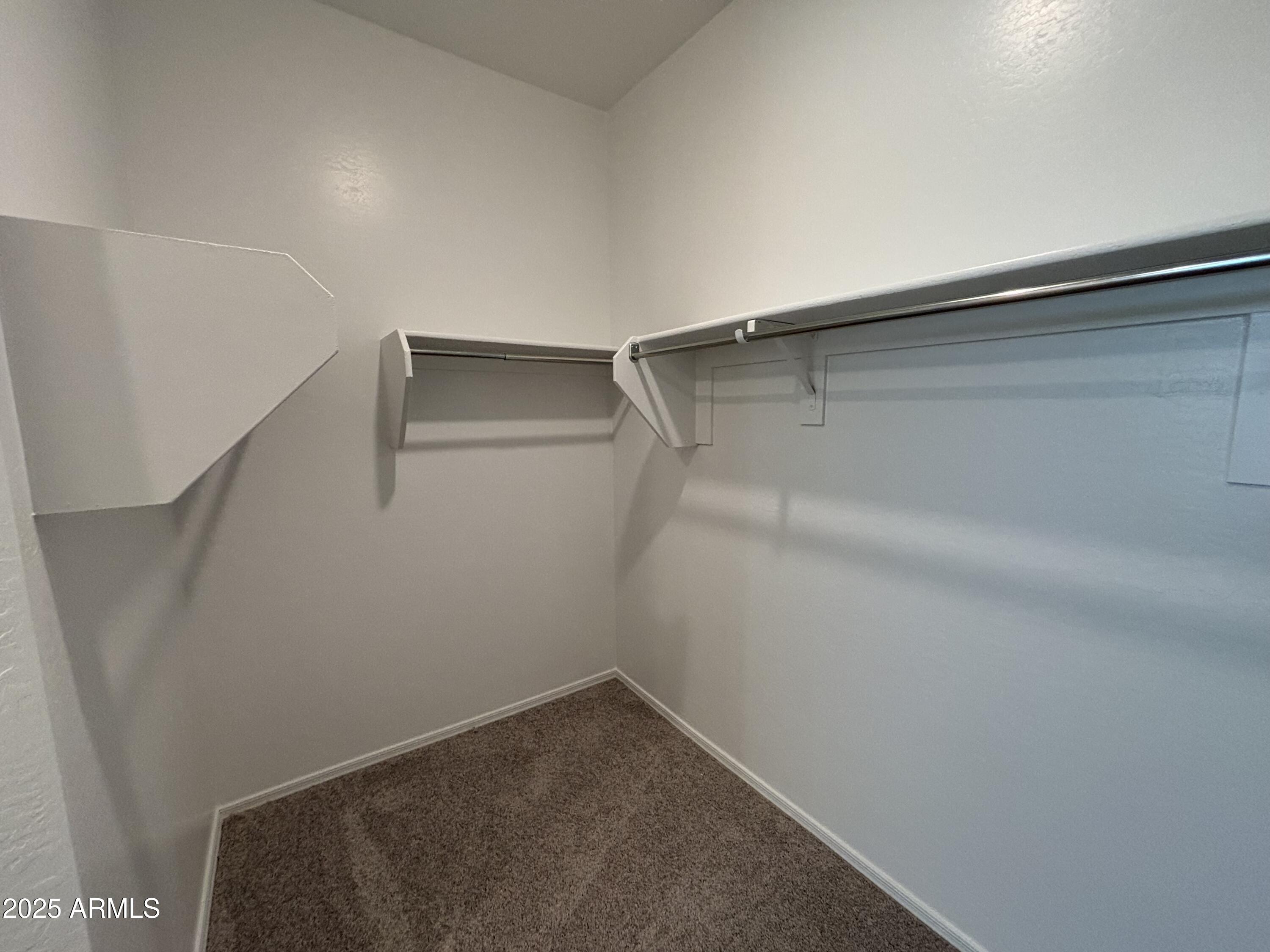 47489 W KENNER Drive