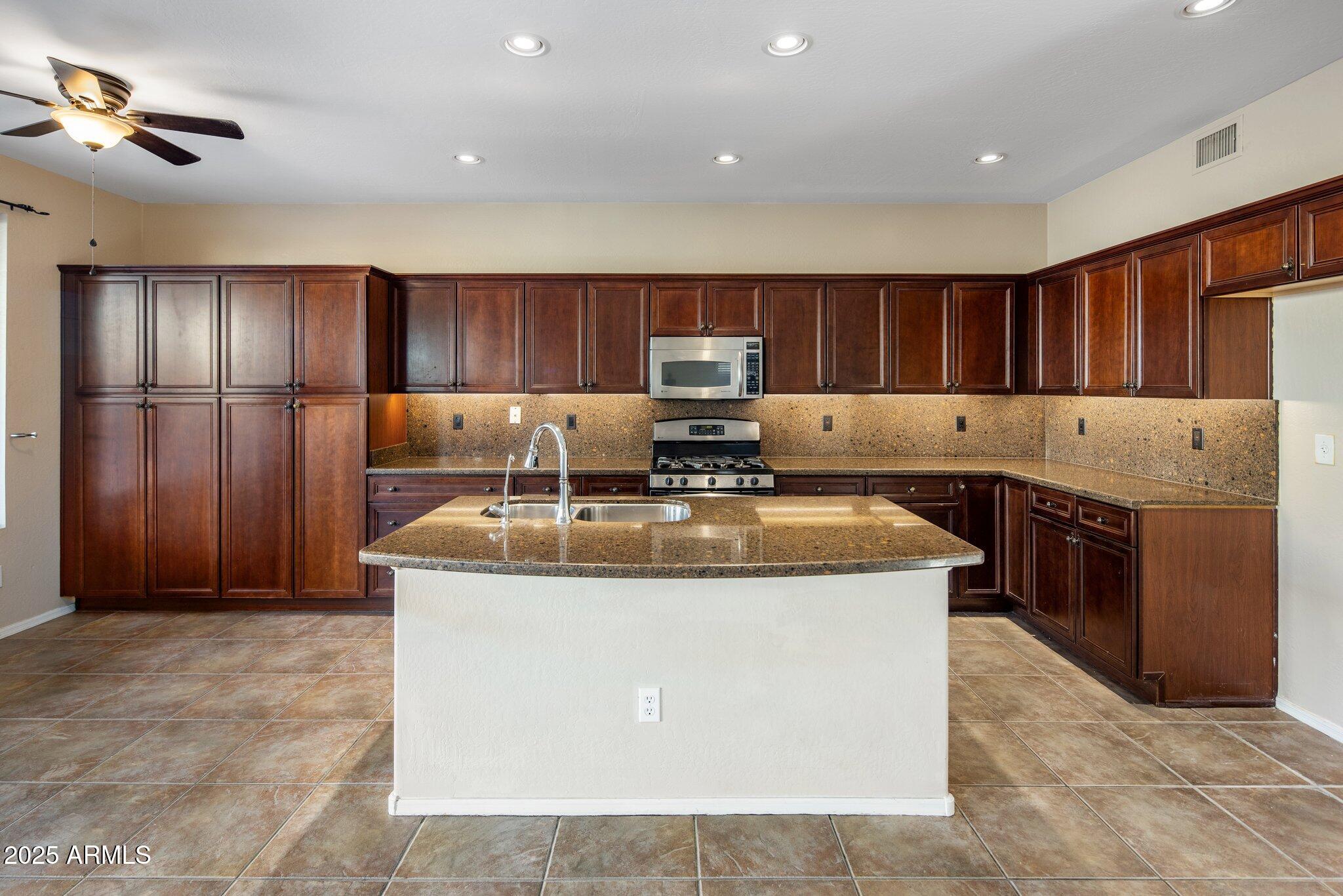 15450 W Tasha Circle