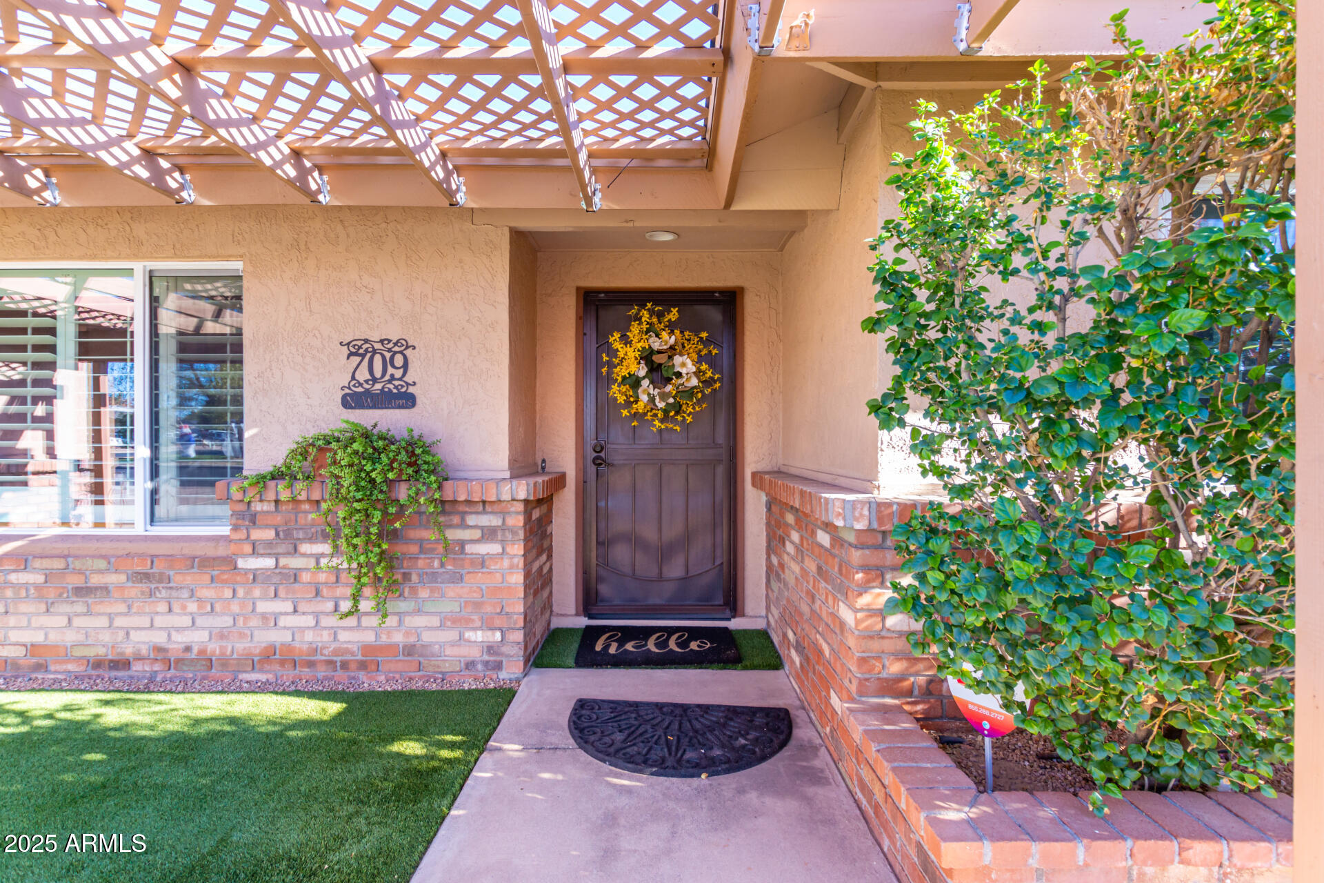 709 N WILLIAMS --