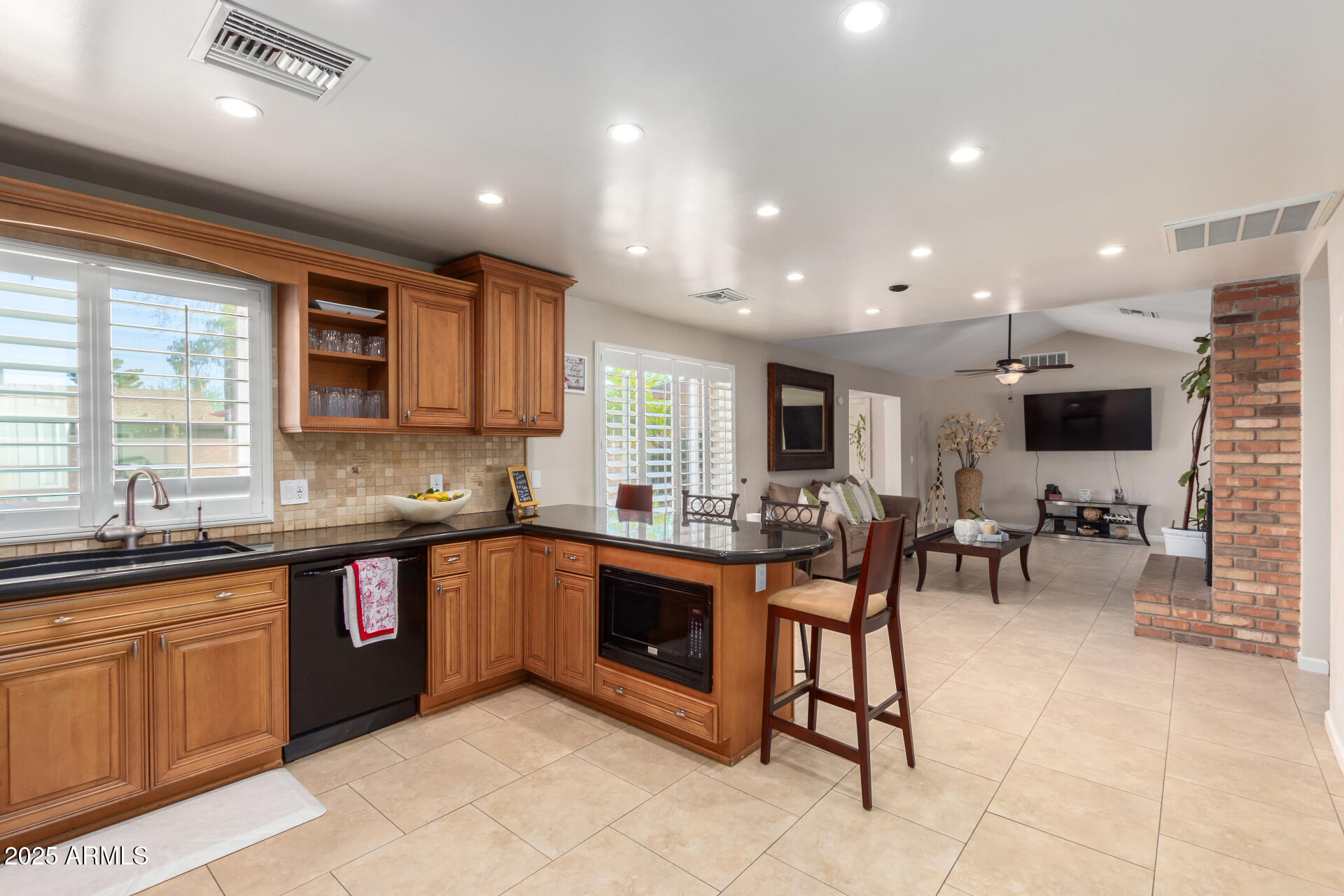 709 N WILLIAMS --