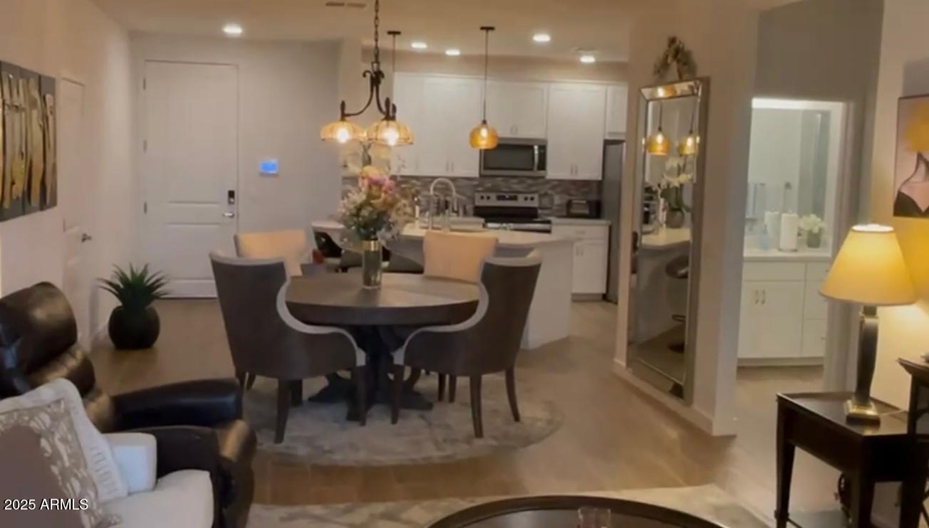 2511 W QUEEN CREEK Road # 377