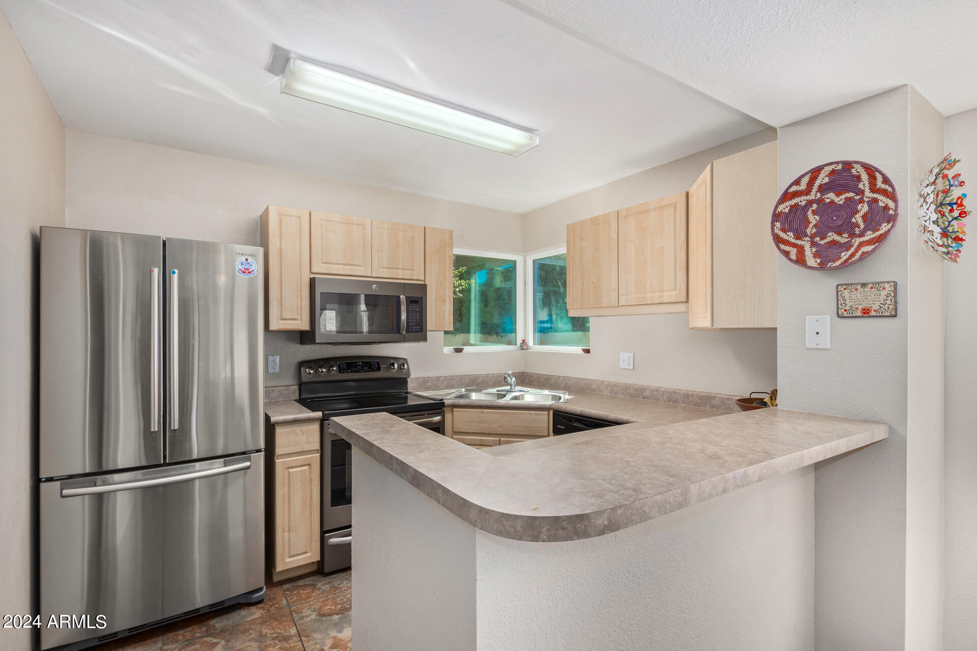 1880 E Morten Avenue # 125