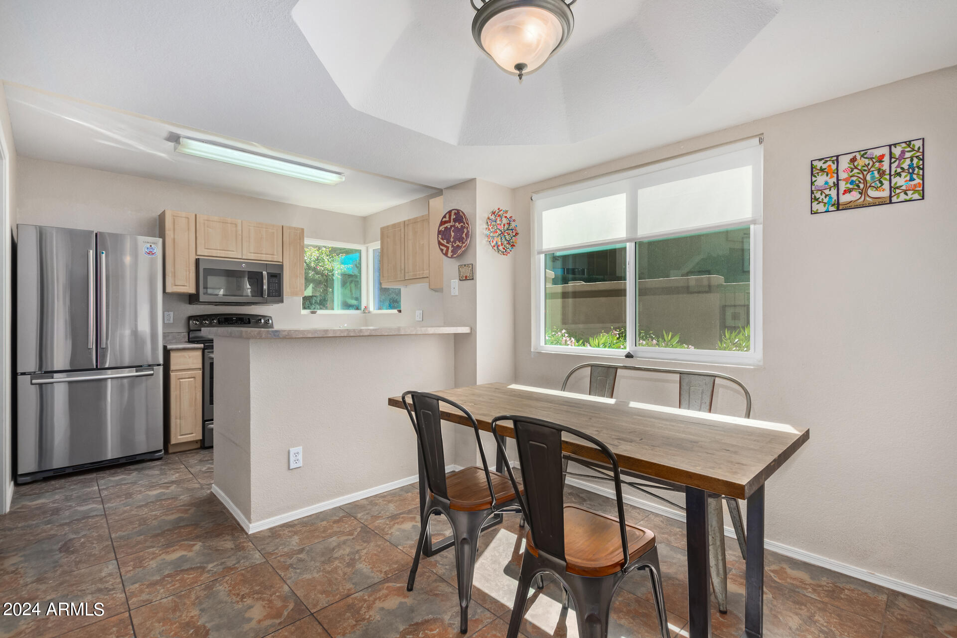 1880 E Morten Avenue # 125