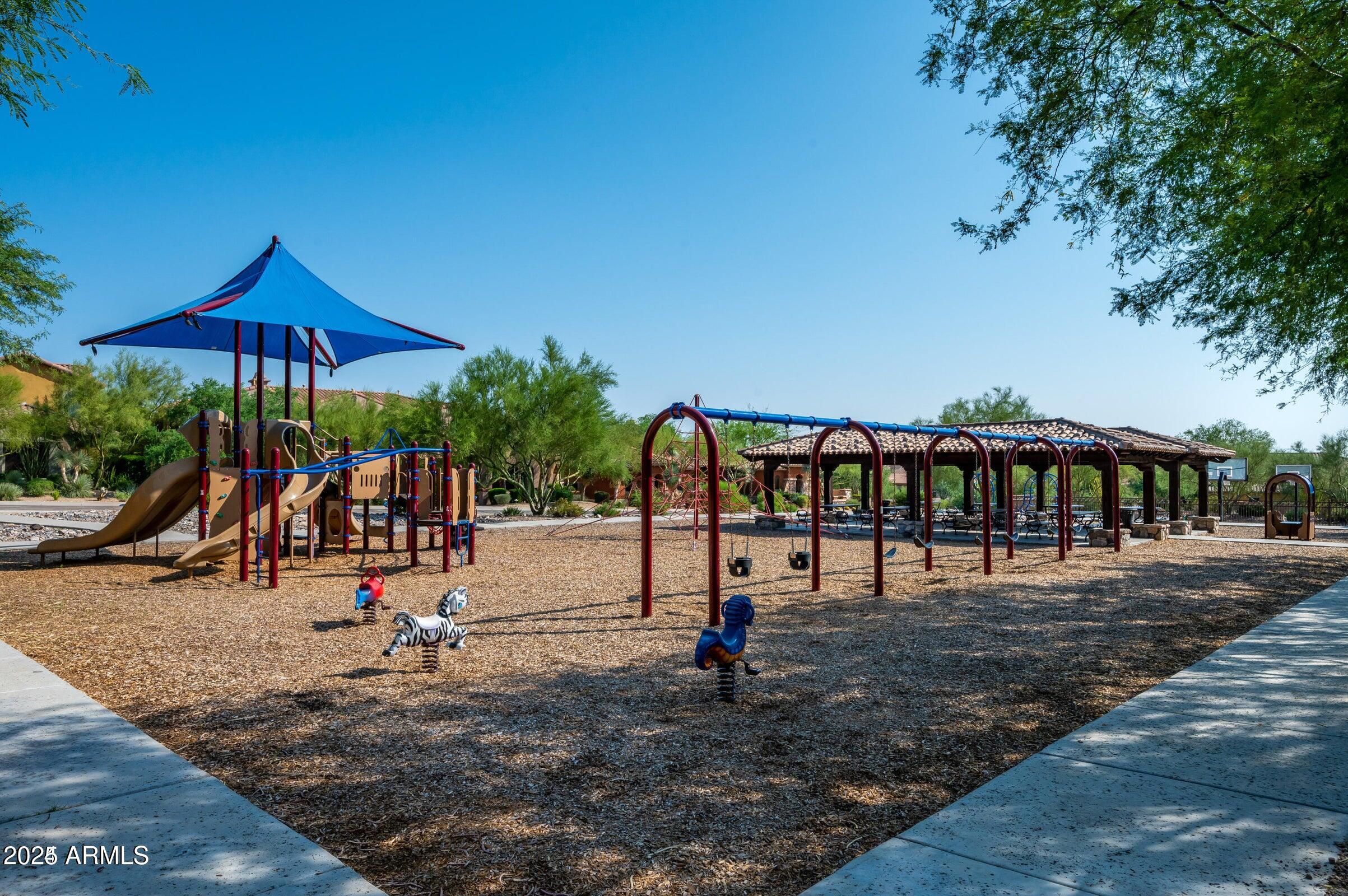 9887 E EDGESTONE Drive