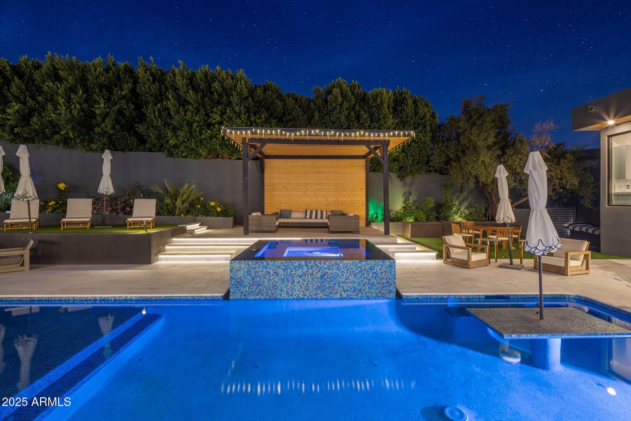 7223 N BLACK ROCK Trail