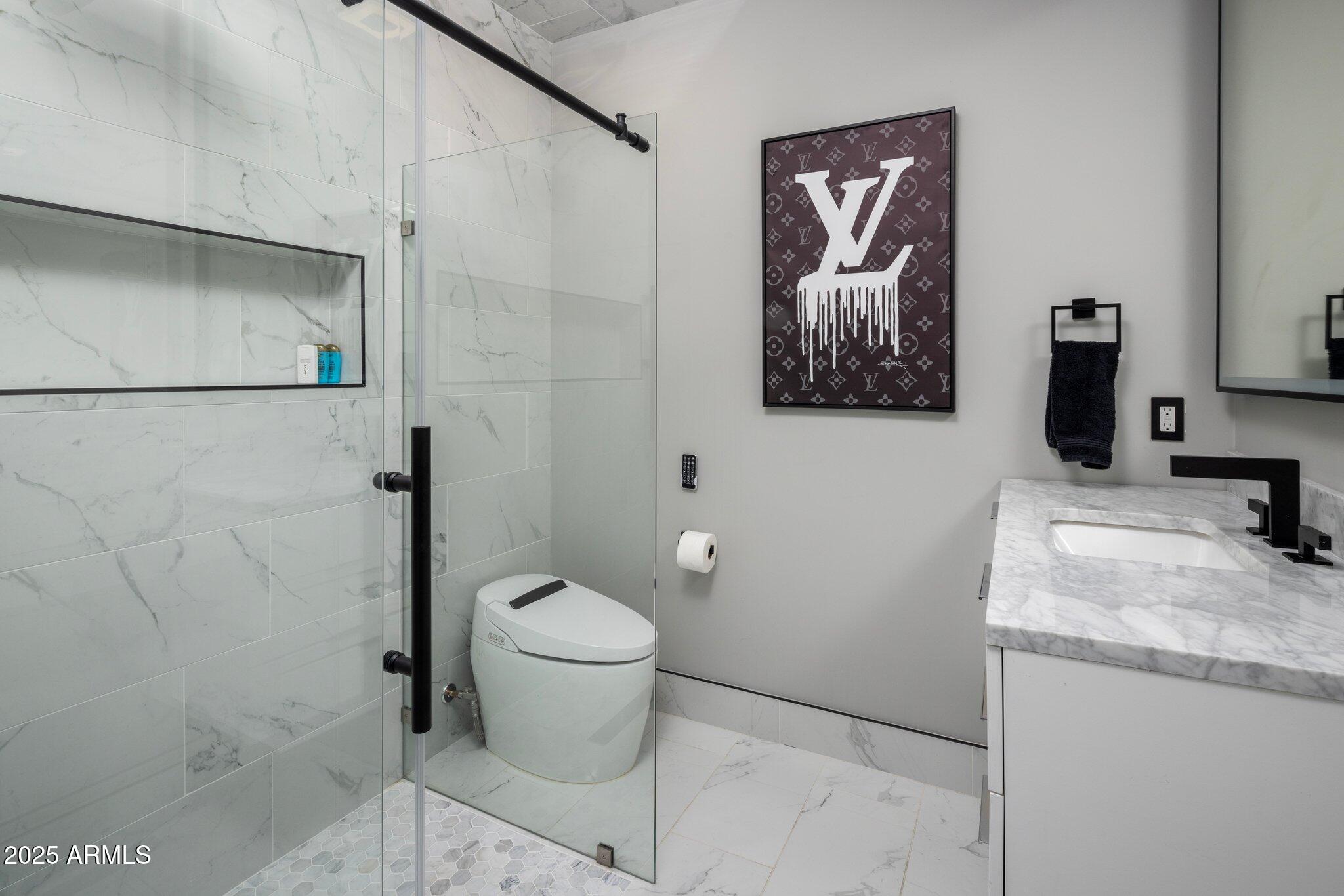 7223 N BLACK ROCK Trail