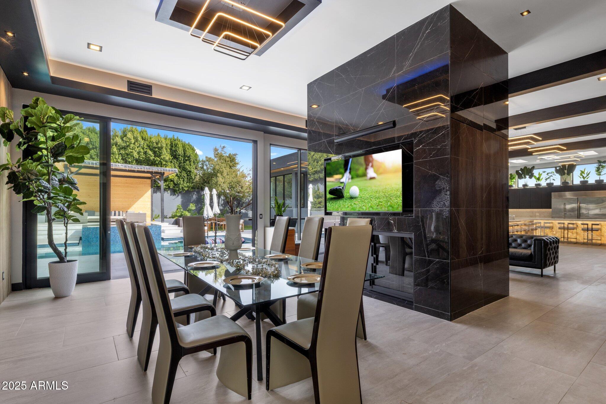 7223 N BLACK ROCK Trail